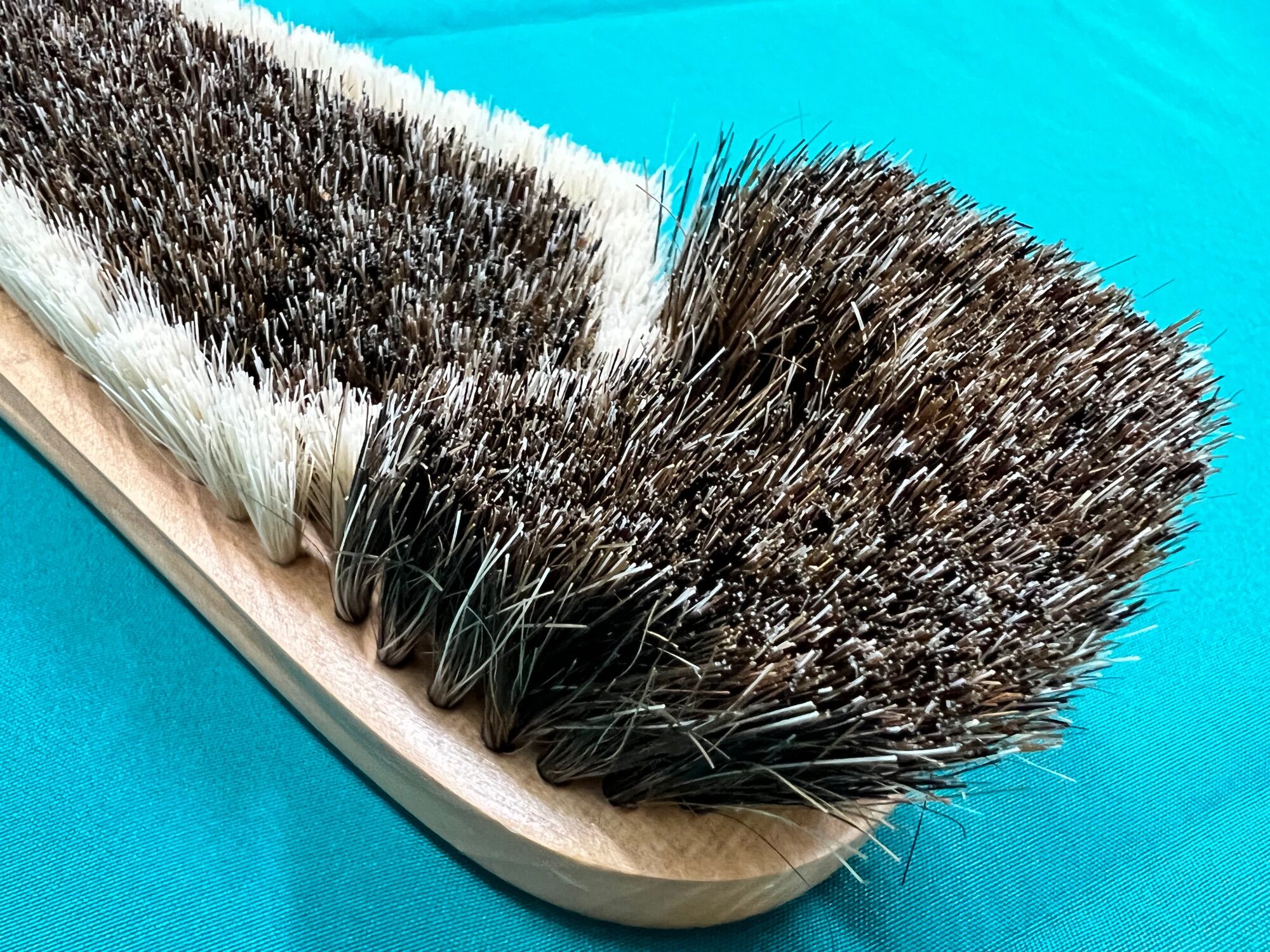 Chổi lông ngựa vệ sinh bụi lơ bàn bida