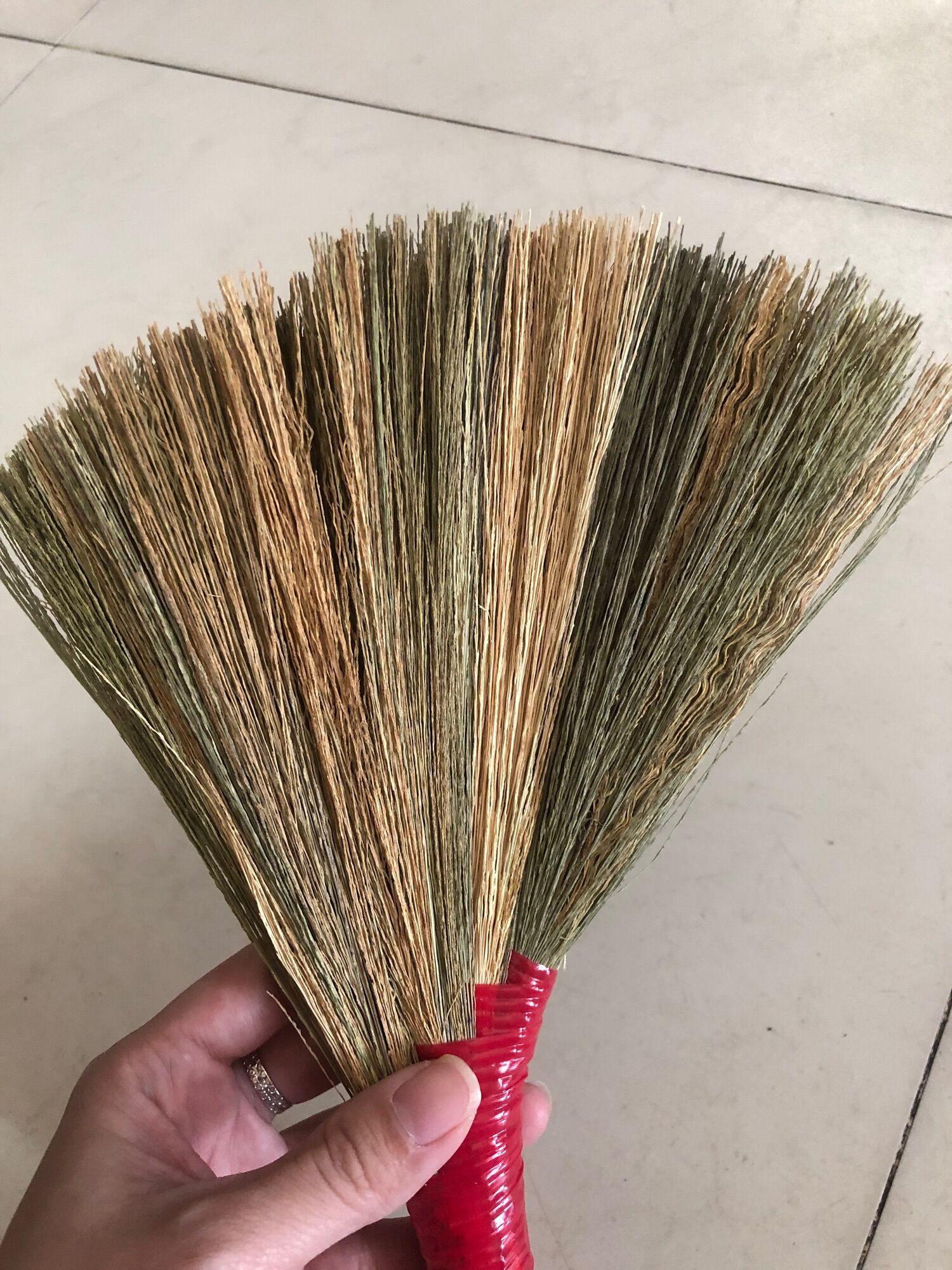 CHỔI CỎ MINI QUÉT BẾP