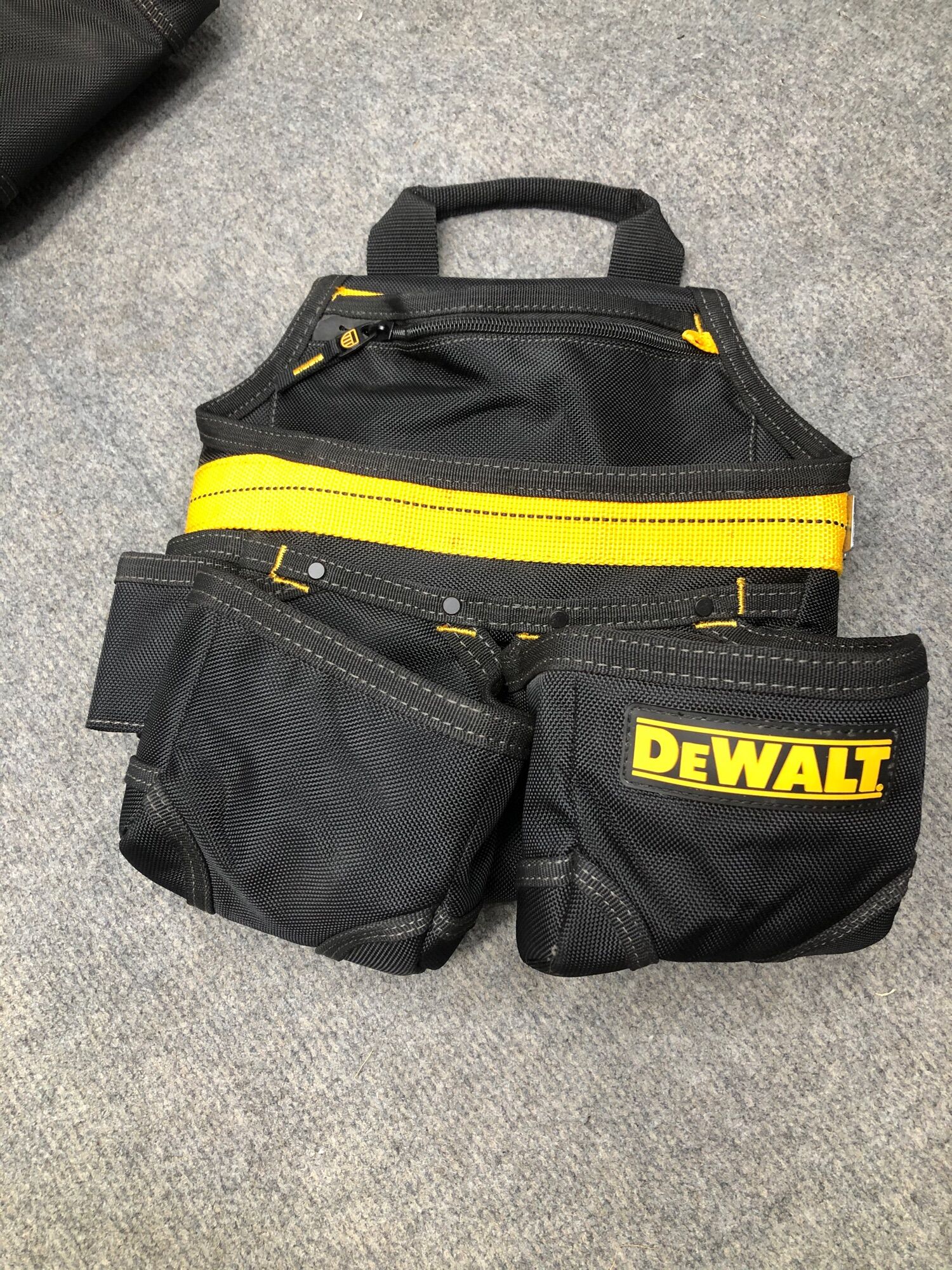 Túi đồ nghề Dewalt hàng tách lẻ