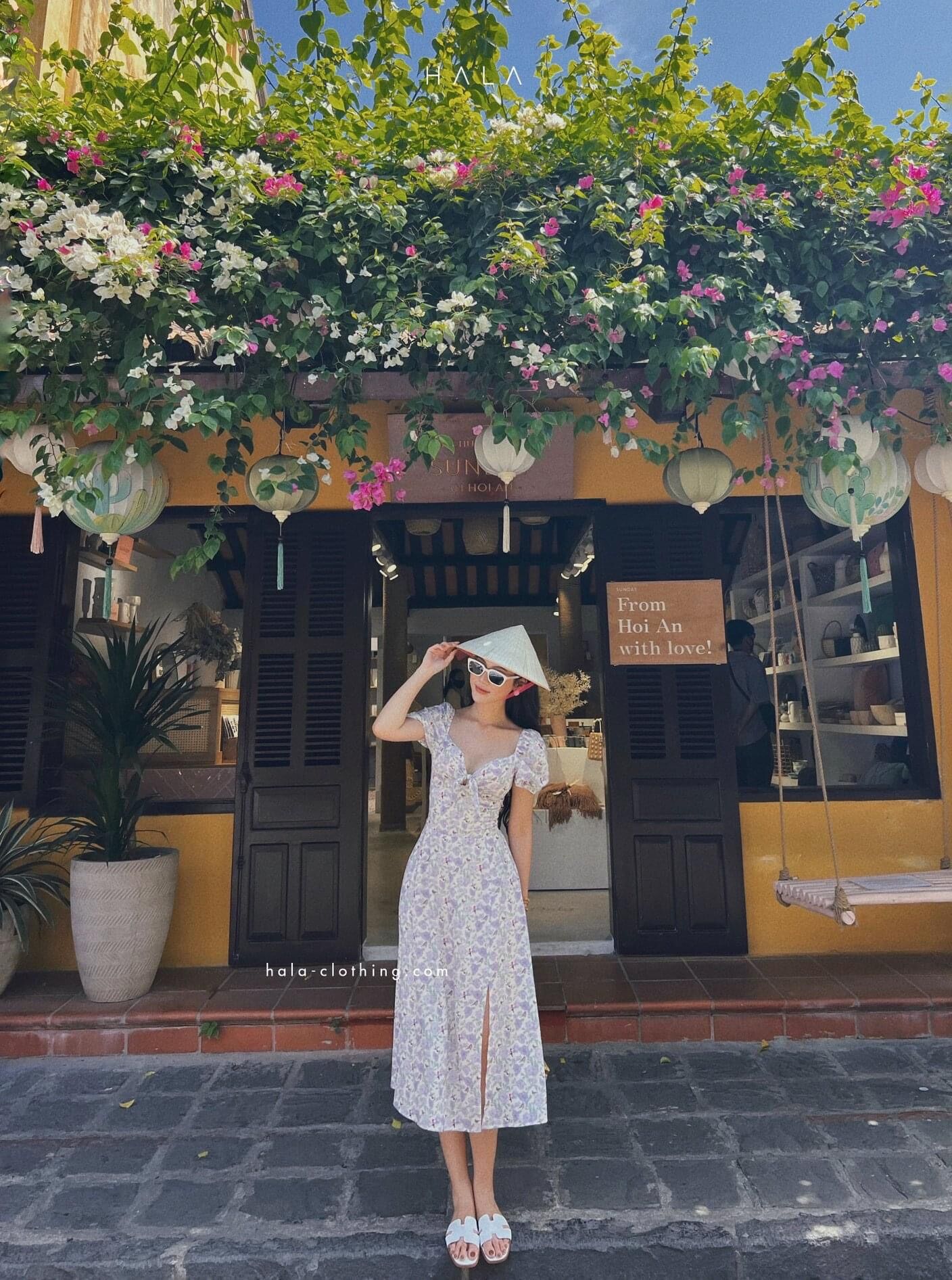 HALA Floral Dress - Váy hoa dáng dài hở lưng
