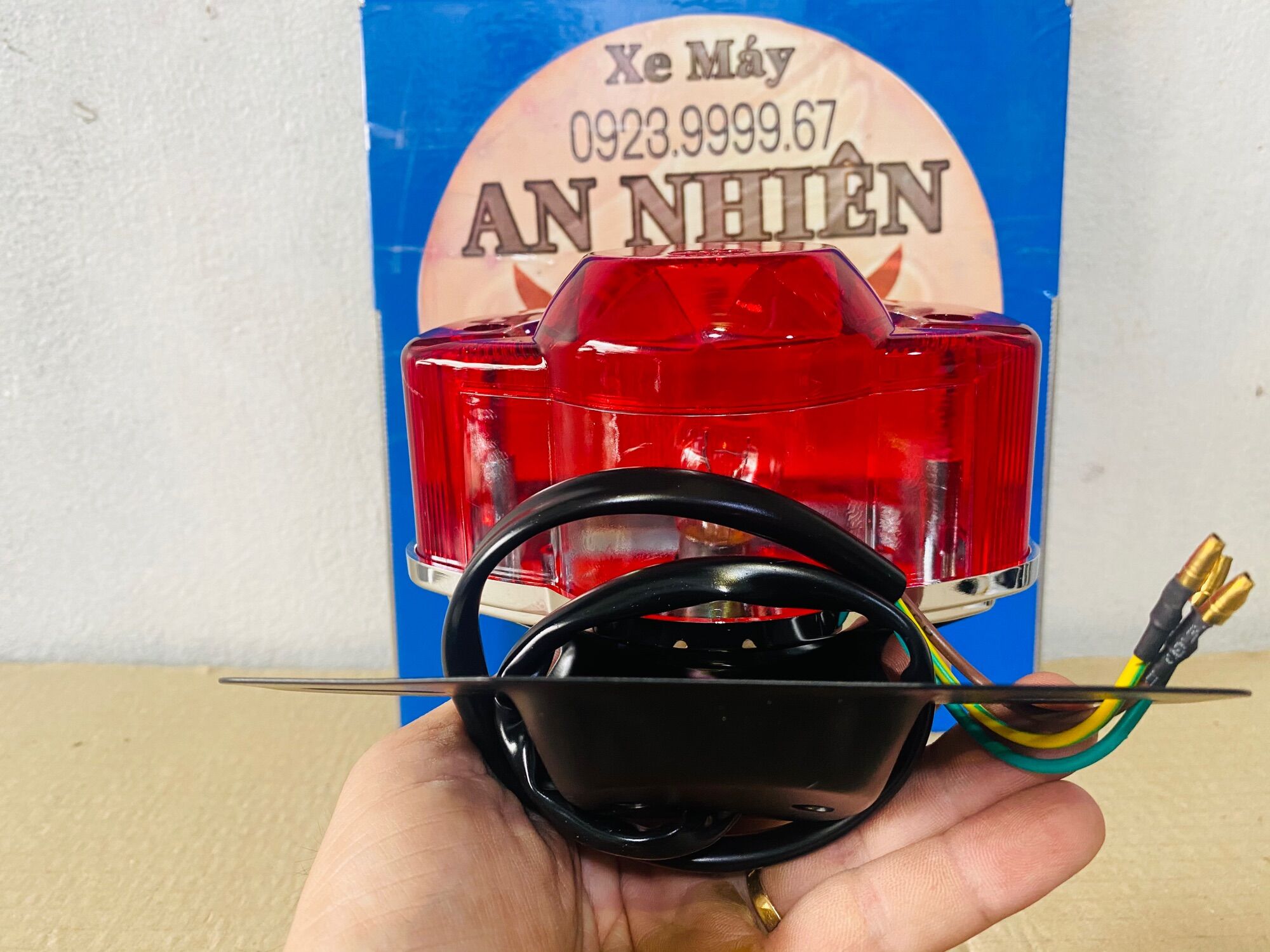 Đèn Hậu Cao Cấp 68 CD CL