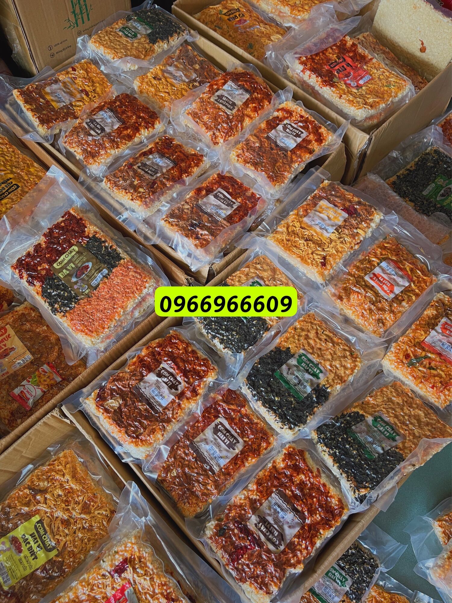CƠM CHÁY ĐẶC BIỆT - Vị Chà Bông & Trứng Muối 180g