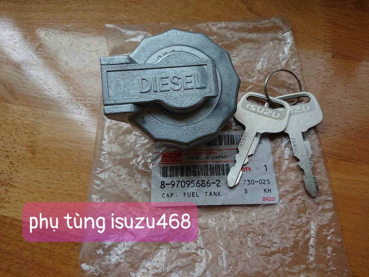 NẮP BÌNH DẦU ISUZU QKR, NẮP DẦU ISUZU 1T9, NẮP THÙNG DẦU QKR 91Ps, NẮP DẦU ISUZU