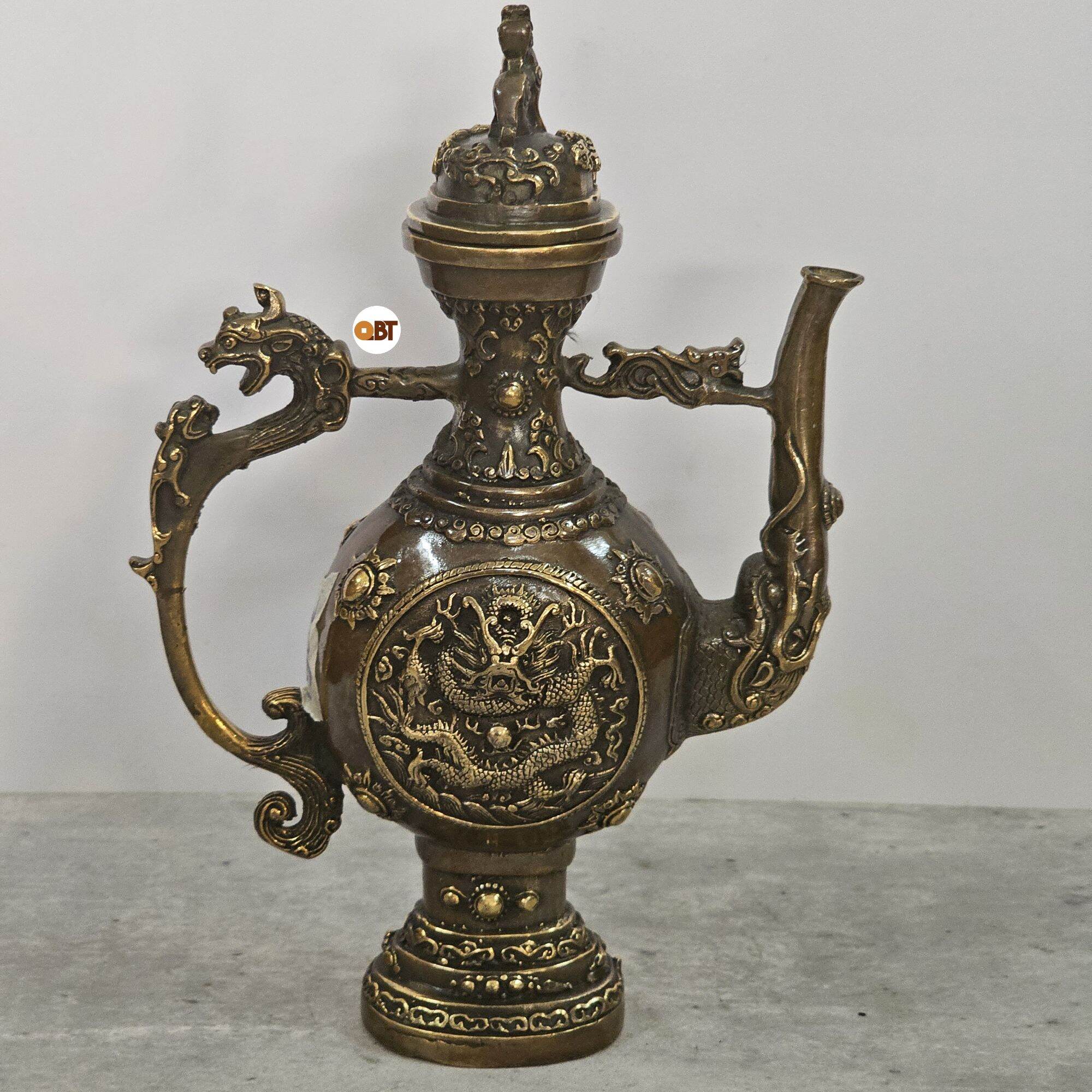 Bình trà tỳ bà rồng phun châu bằng đồng