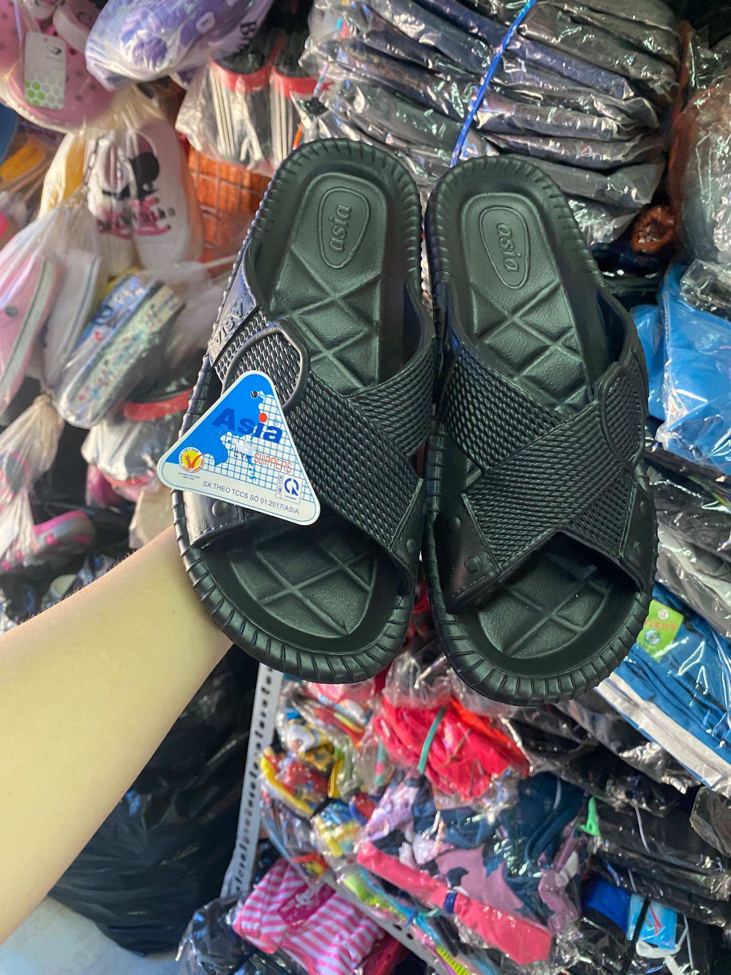 Dép quai chéo đúc Asia siêu nhẹ