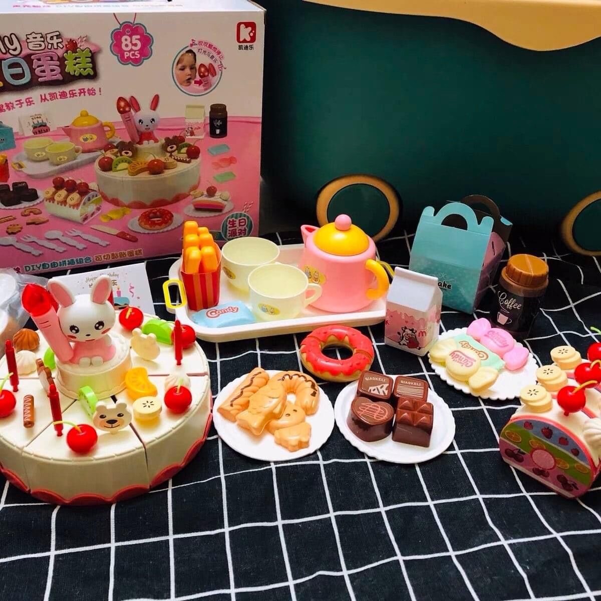 Đồ chơi bánh sinh nhật cho bé