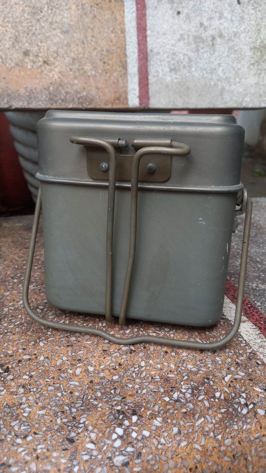 cà mèn, ănggo nhôm loại bị có móp méo, HÀNG CŨ, để sưu tầm hoài cổ, decor, trang trí, đựng thực phẩm