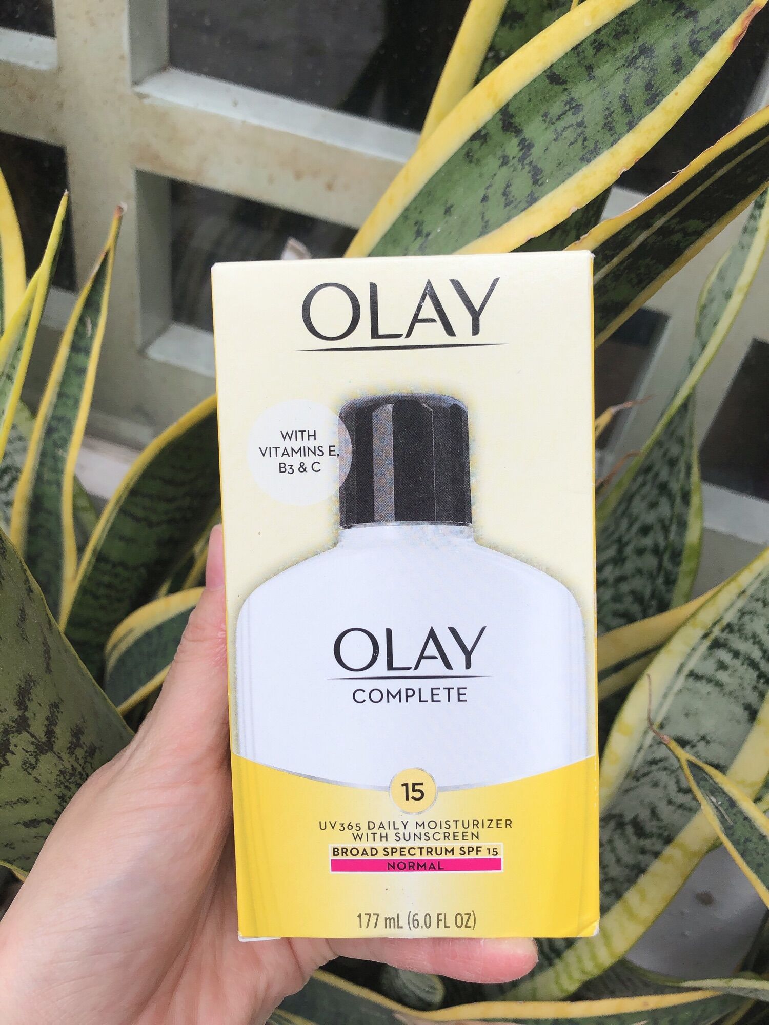 🔆Kem Dưỡng Ẩm Chống nắng Olay Complete SPF 15 Cho Da Mặt (177ml) 🔆