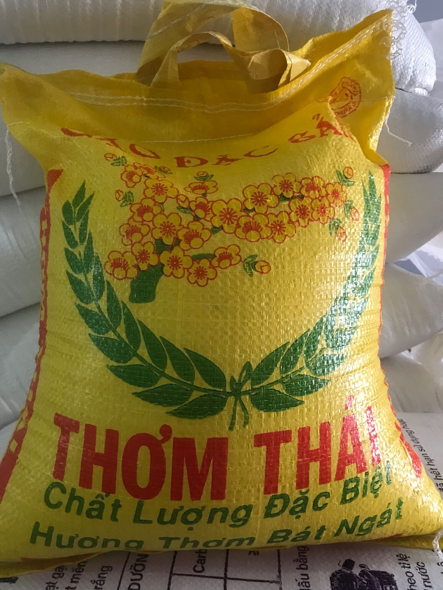 Gạo thơm thái túi 10kg dẻo vừa mềm cơm