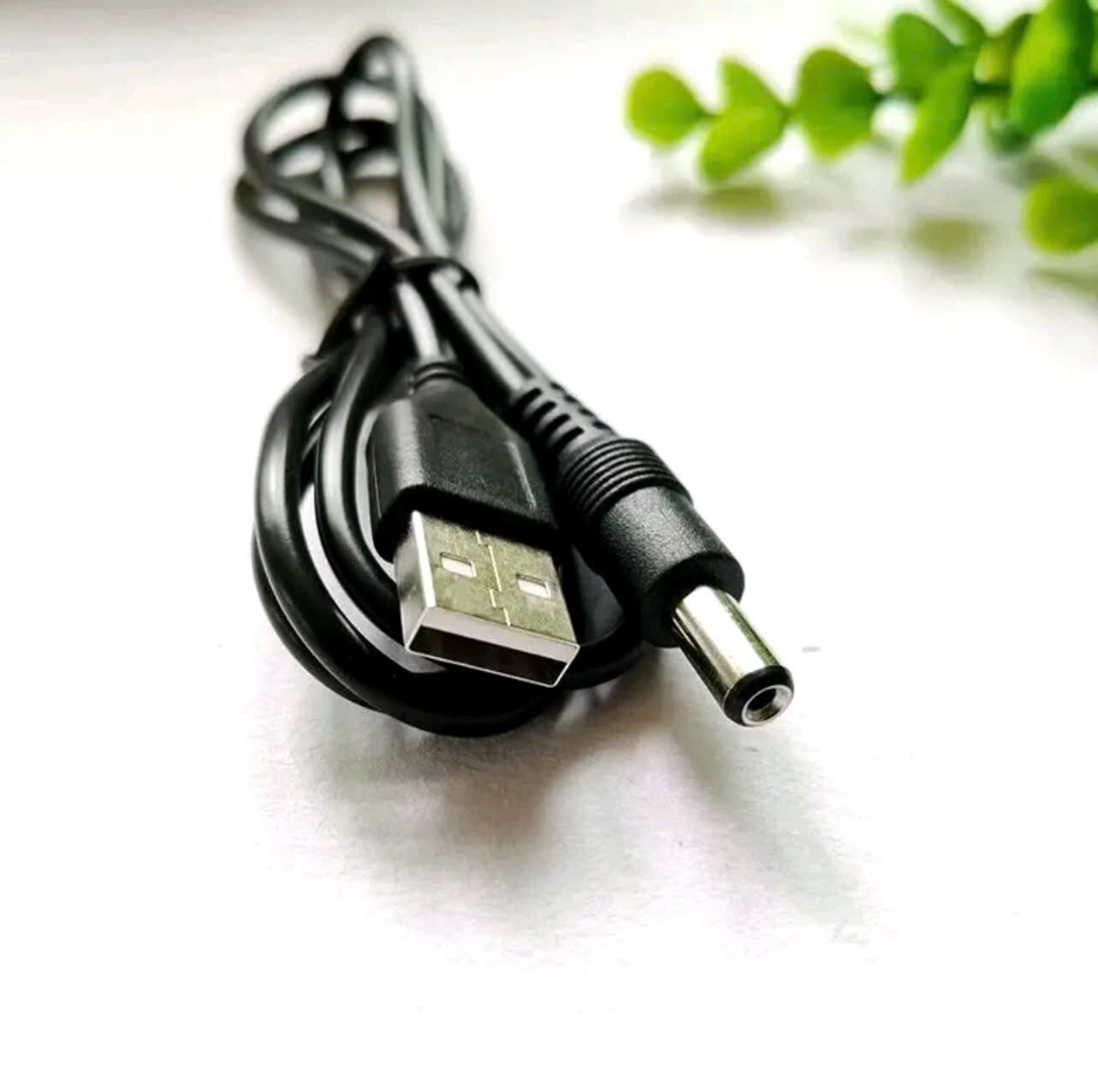 Cáp chuyển USB sang JACK 5.5mm tròn