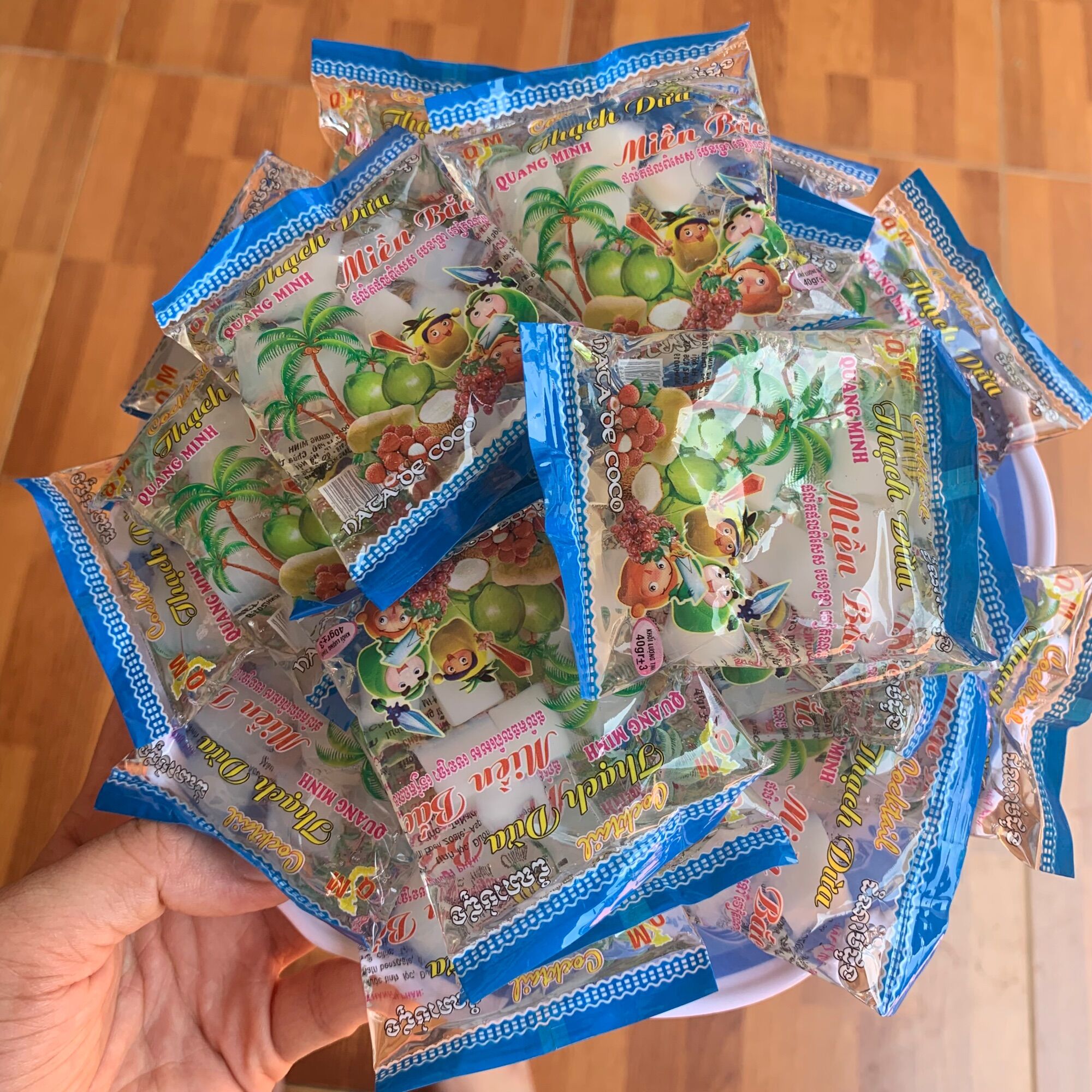 Thạch dừa miền bắc thơm ngon zòn zai 1 bịch 20 gói