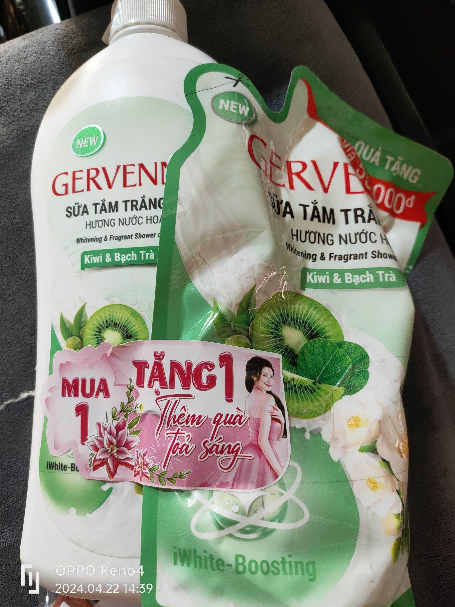 Sữa tắm dưỡng trắng da gervenne 900gr tặng túi 450g