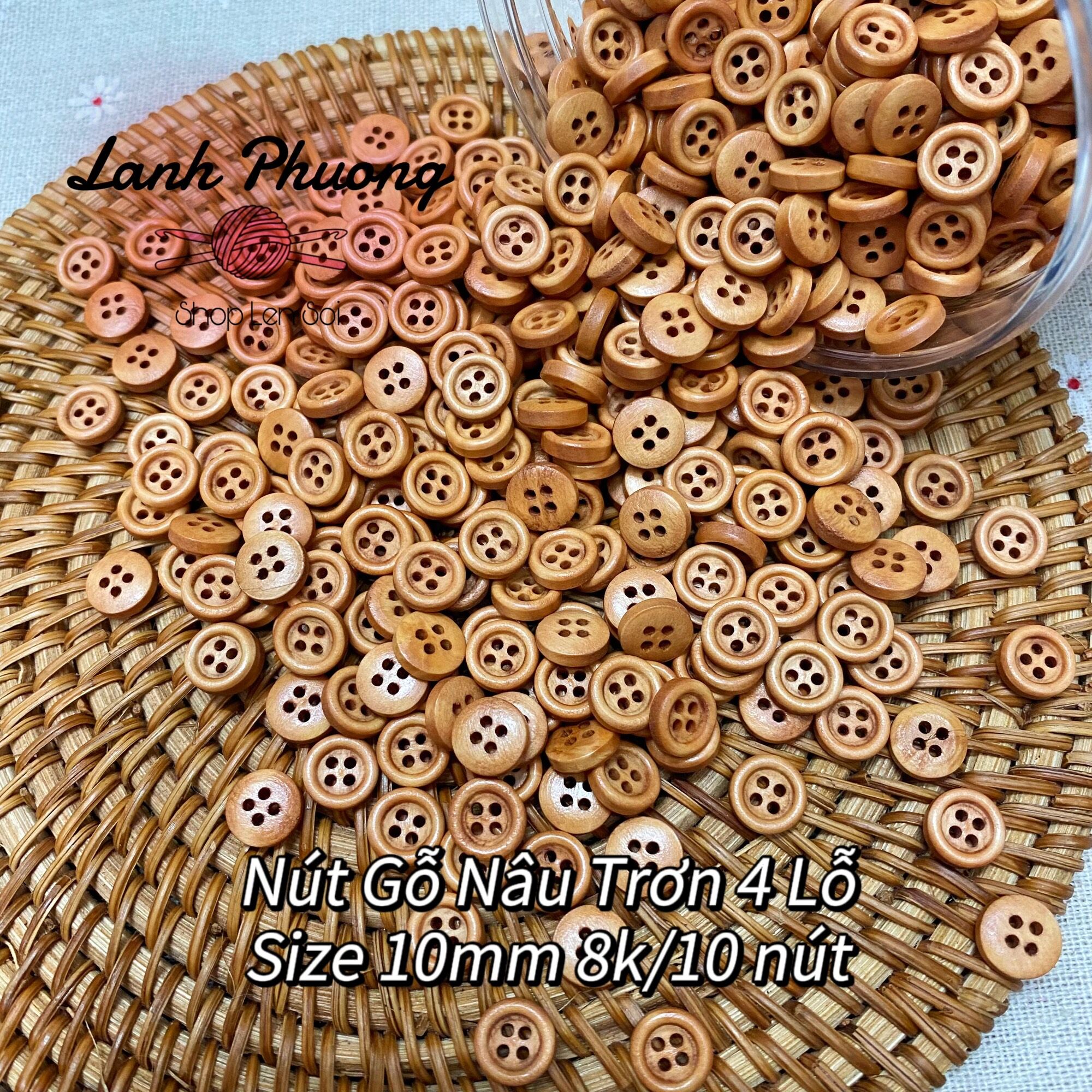 Nút gỗ nâu trơn 4 lỗ