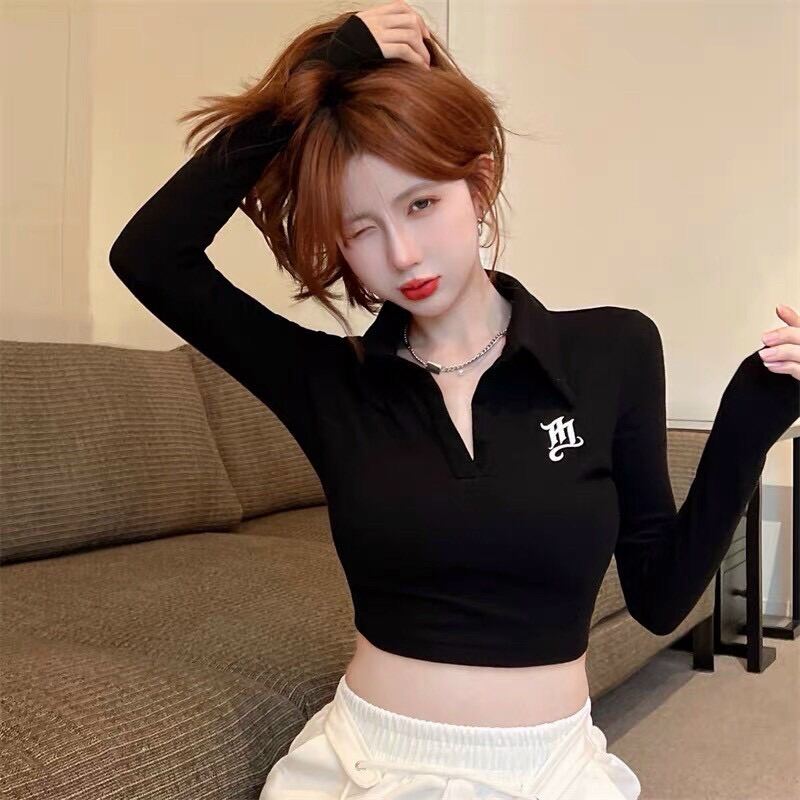 Áo croptop tay dài đen bẻ 1 chữ BG