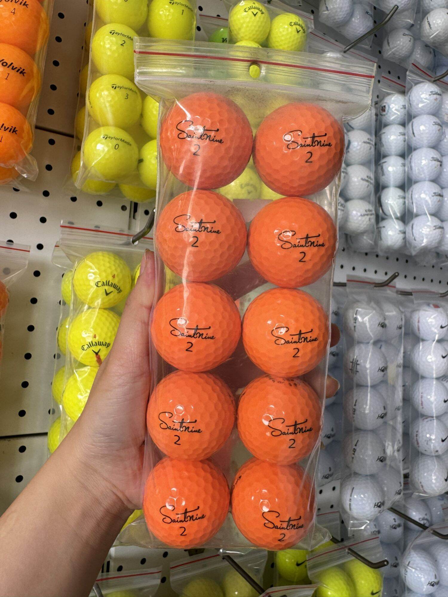 Bóng golf Saintnine màu độ mới 98% (10quả)
