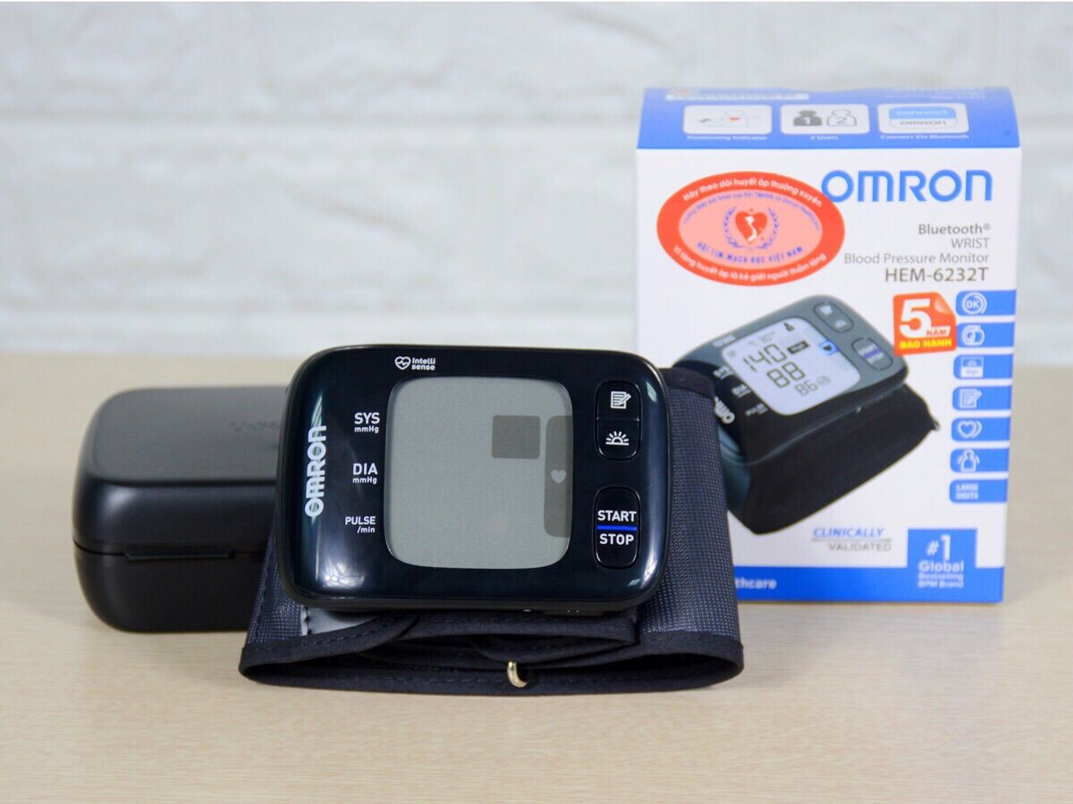 Máy đo huyết áp omron hem 6232t -kết nối bluetooth