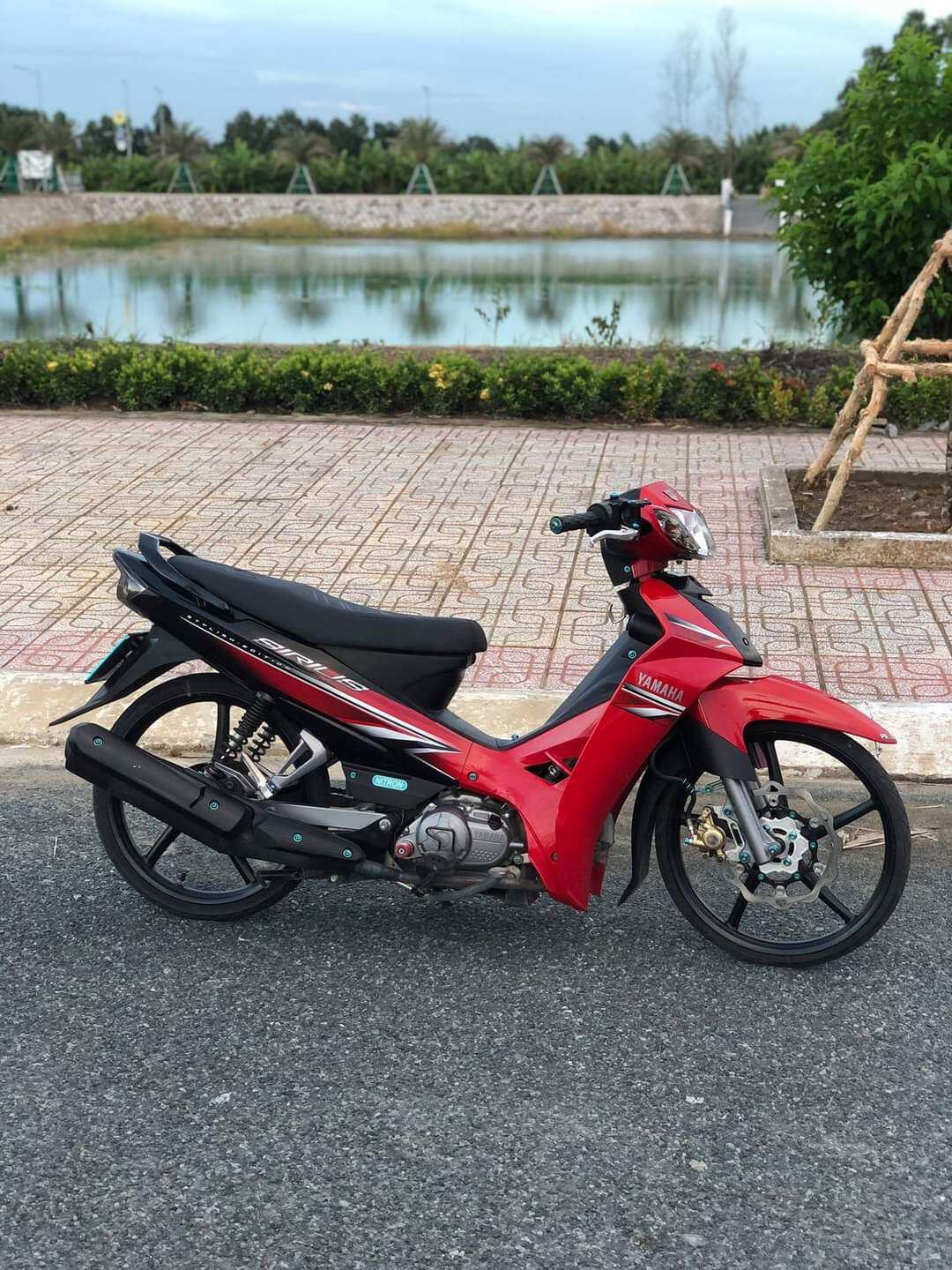 Tem rời sirius đỏ đen zin