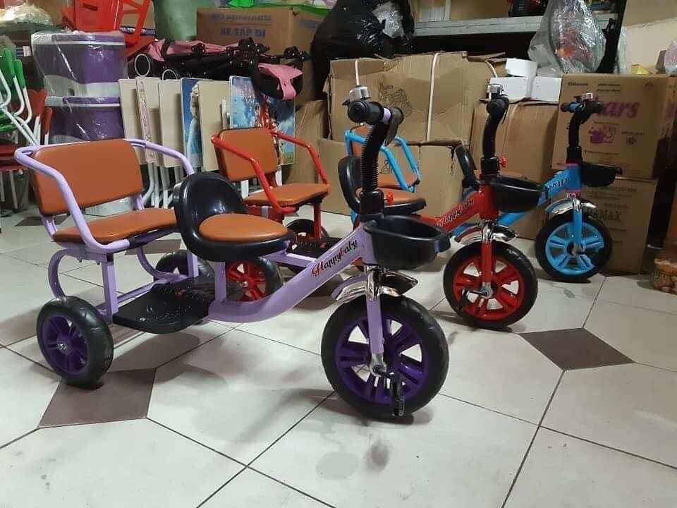 xe xích lô cho bé