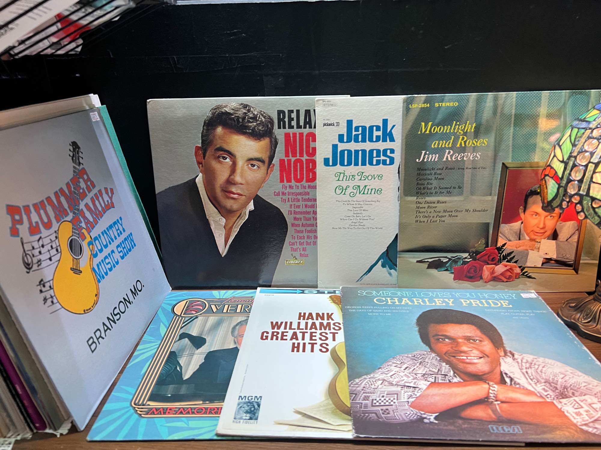 Đĩa than vinyl nhiều thể loại (Nhạc Hoà tấu/ Jazz/ Country/ Vocal )200k-250k SALE CÒNl 180