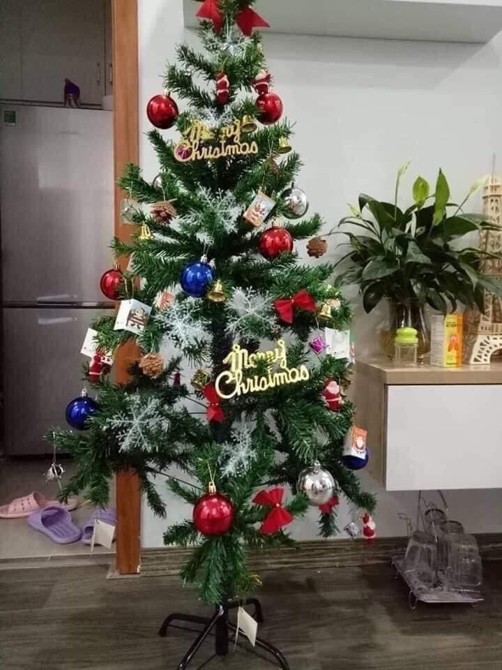 Cây thông trang trí Noel - cây thông Noel 🎄 cây thông noel 🎄 tặng kèm đèn Led nháy bông tuyết