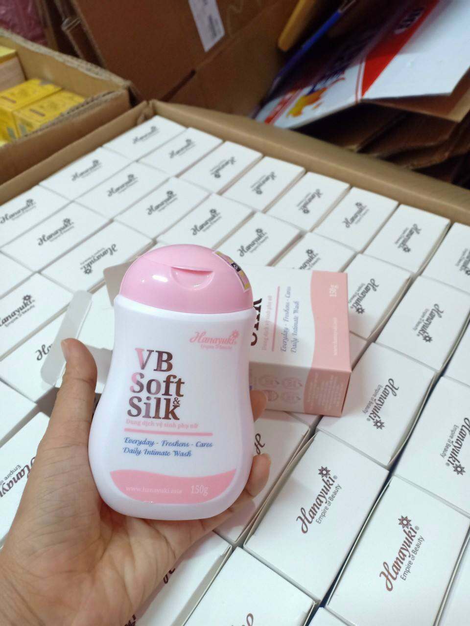 DUNG DỊCH VỆ SINH HANAYUKI HỒNG CHÍNH HÃNG CTY