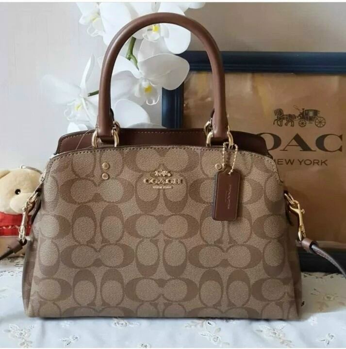 Túi co*ach mini lillie carryall cổ điển sang trọng