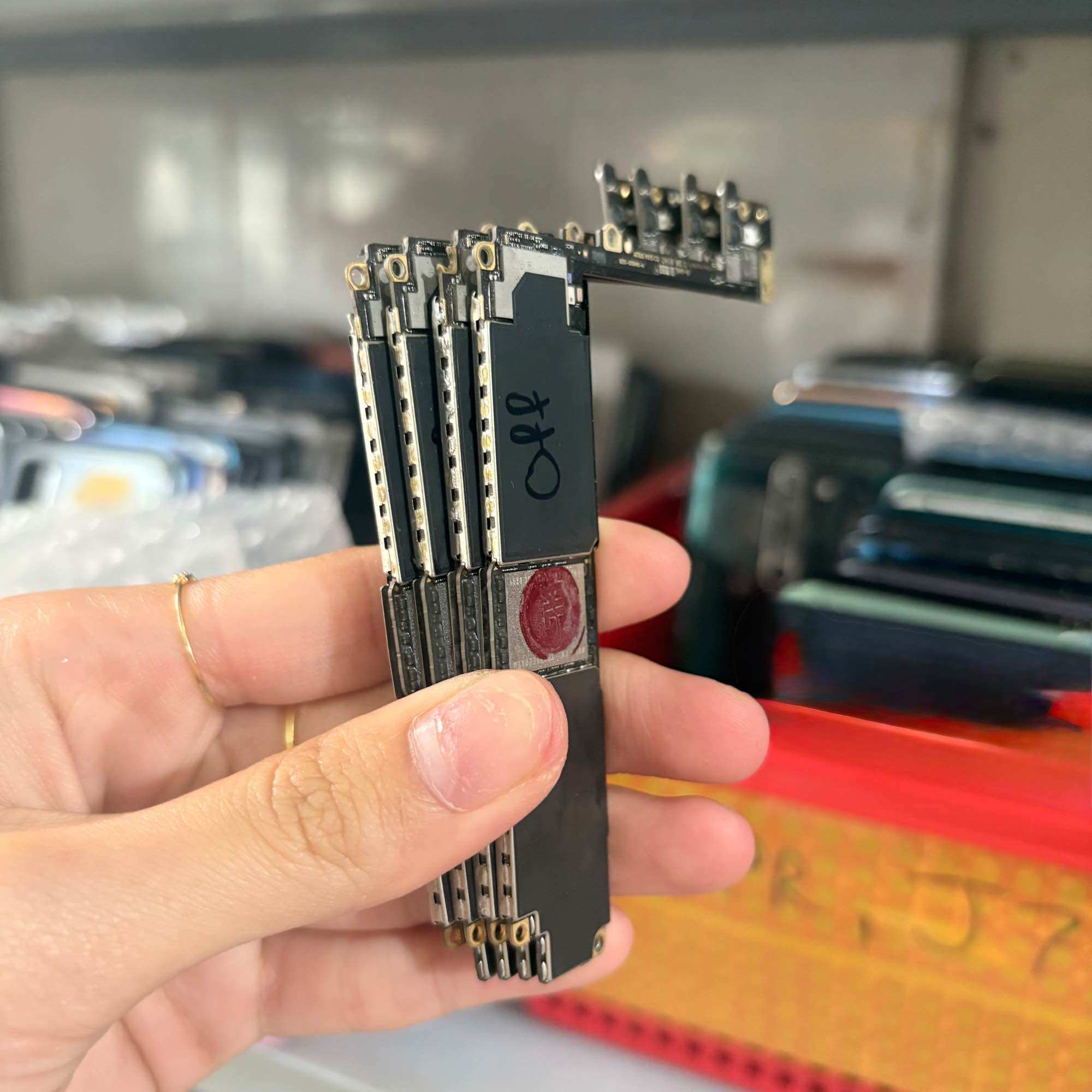 Replacement Phone for 8 Plus No Account (I.Cloud) Full Functionality (Sim, Charger, Wifi, Etc.) Giá 1,049,979 Đồng*Miễn phí vận chuyển