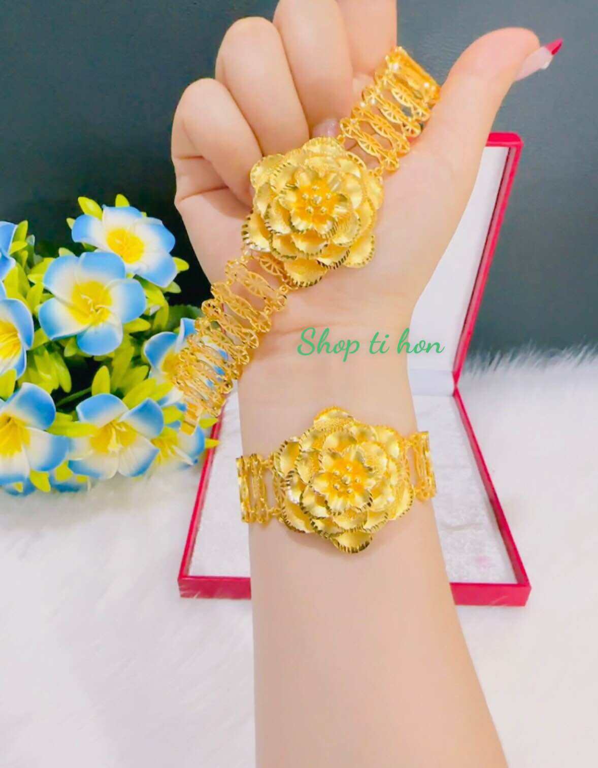 Lắc tay hoa khoá hộp mạ vàng 24k mẫu mới về