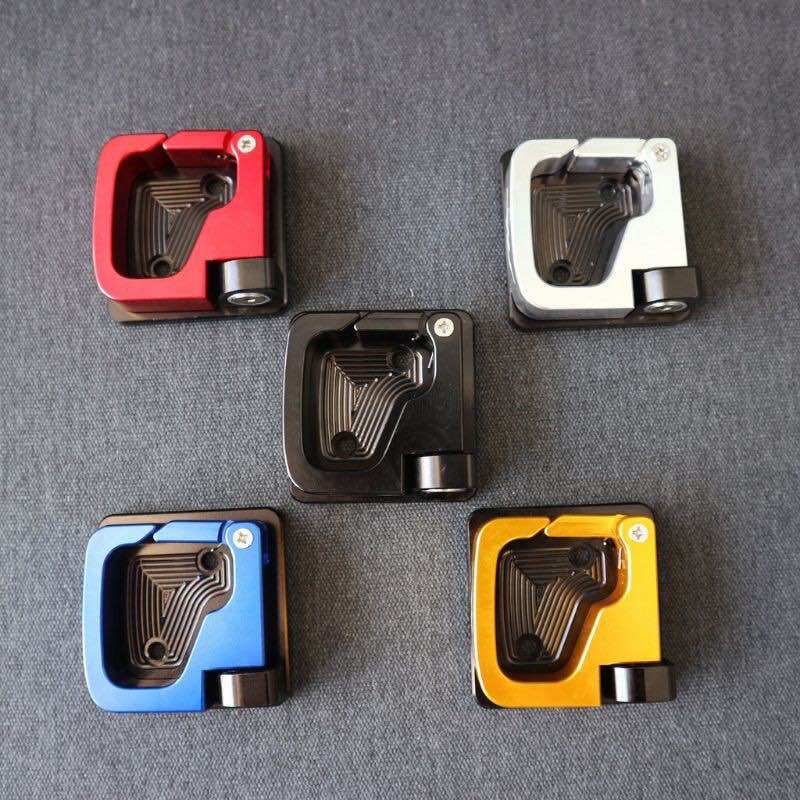 Móc treo đồ xe sh lead nhôm màu