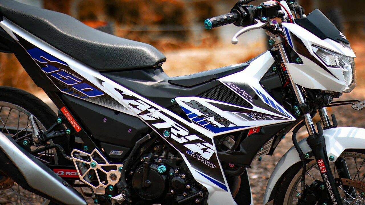 Tem rời satria xanh rắng | tem xe chất lyowjng | mẫu mã đa dạng