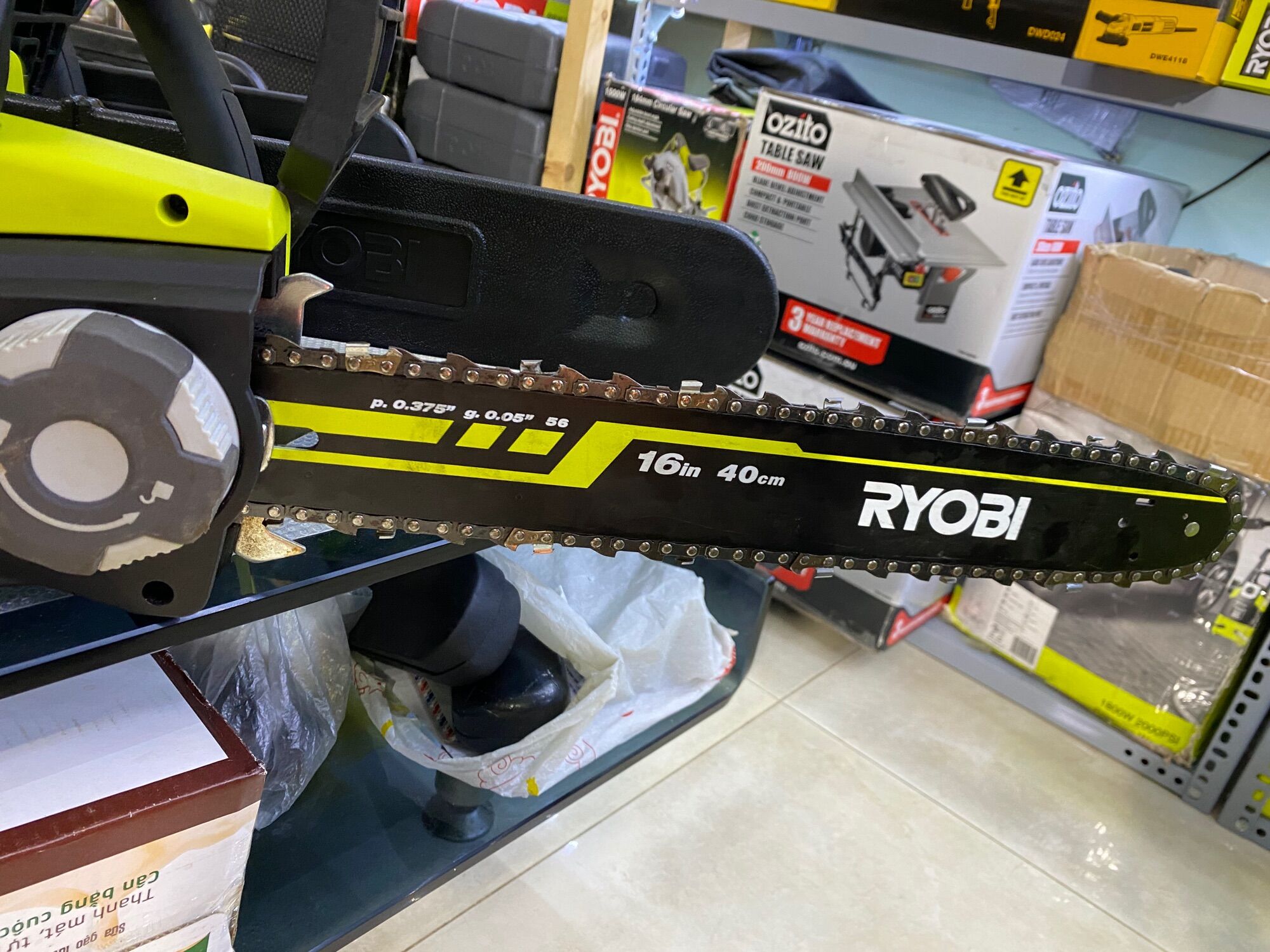Máy cưa xích điện Ryobi