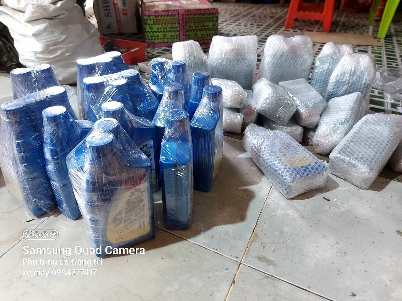 COMBO 3 CHAI NHỚT 1L SỬ DỤNG XE SỐ ĐỜI CỦ.