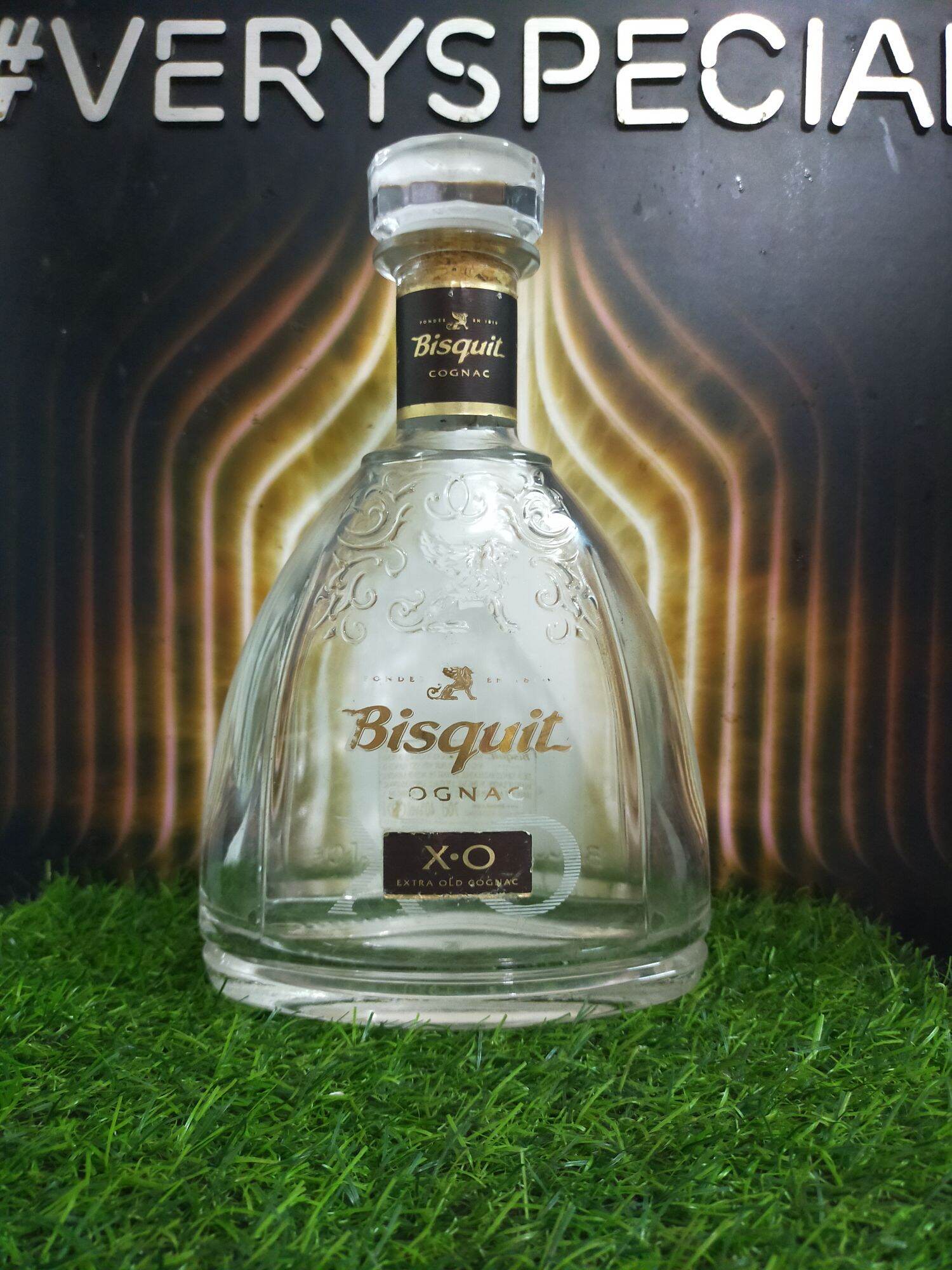 Vỏ chai rươu ngoại Bisquit XO