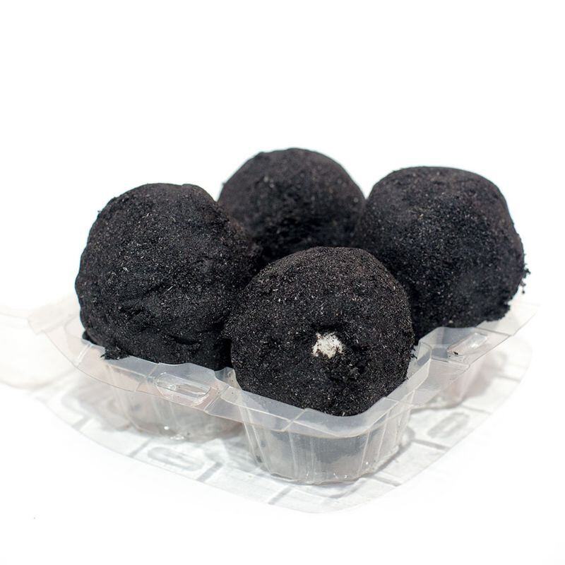 4 trứng vịt muối tro