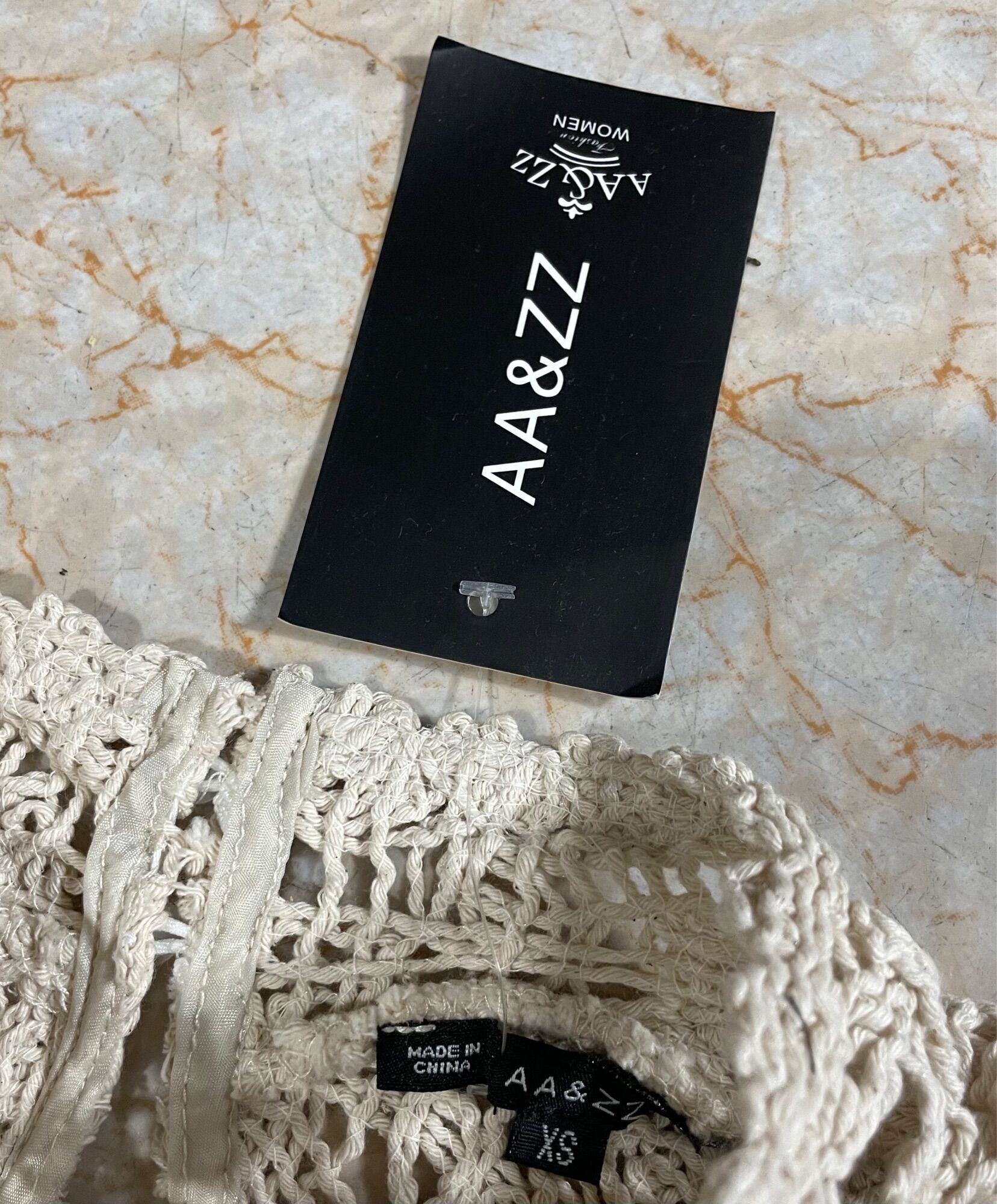 Áo Zara Auth Tuồn Cổ Cao Ấm Áp Size XS S ( Có Sẵn )
