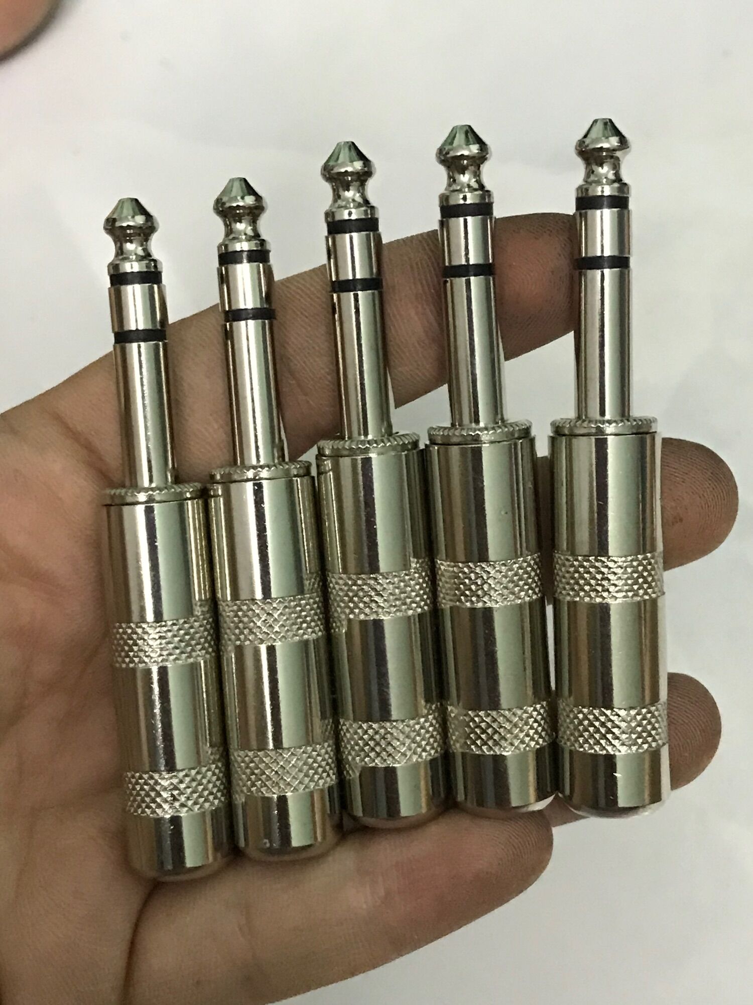 Rắc 6 ly stereo inox