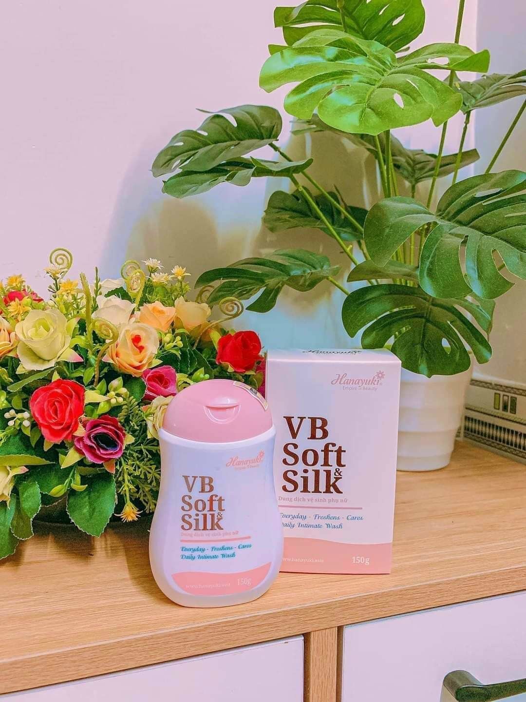 DUNG DỊCH VỆ SINH VB HANA SOFT SILK MÀU HỒNG