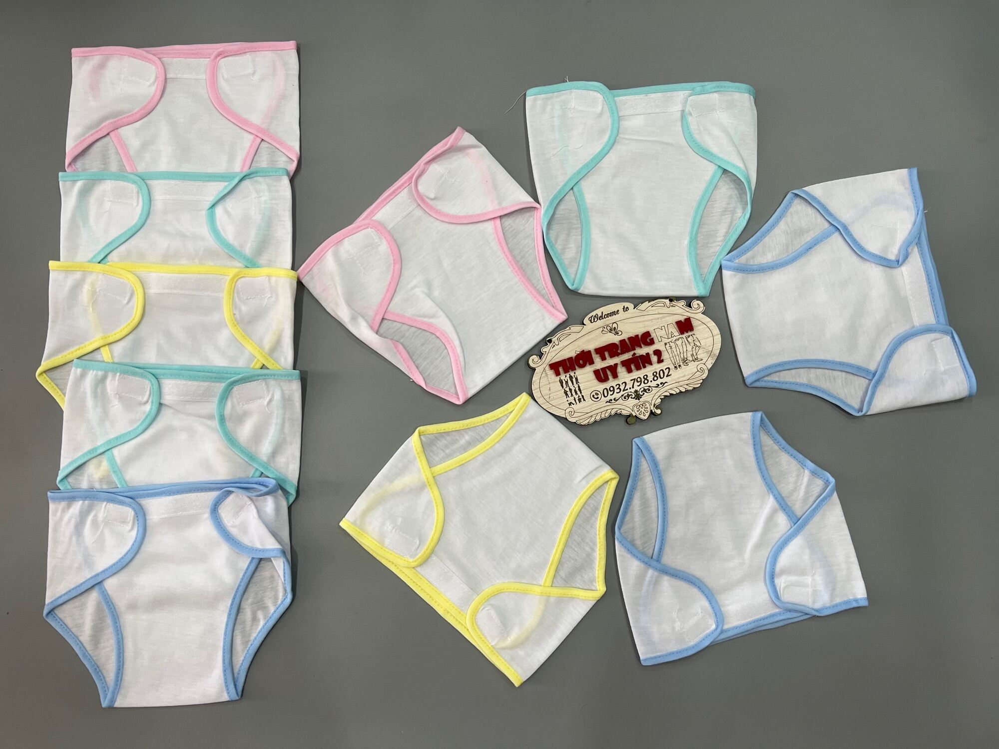 1 bịch 10 miếng tả vải dán cho bé sơ sinh - bán lẻ giá sĩ