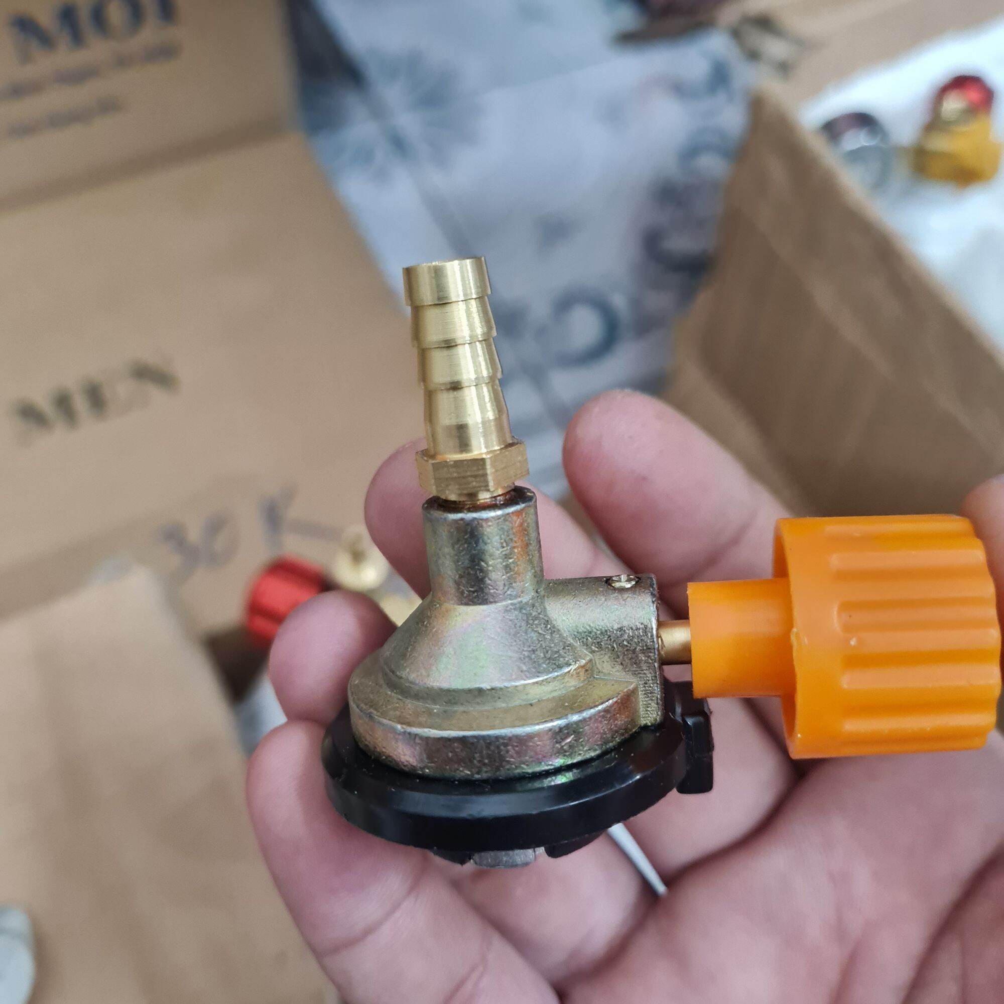Khóa Đầu Bình Gas Du Lịch