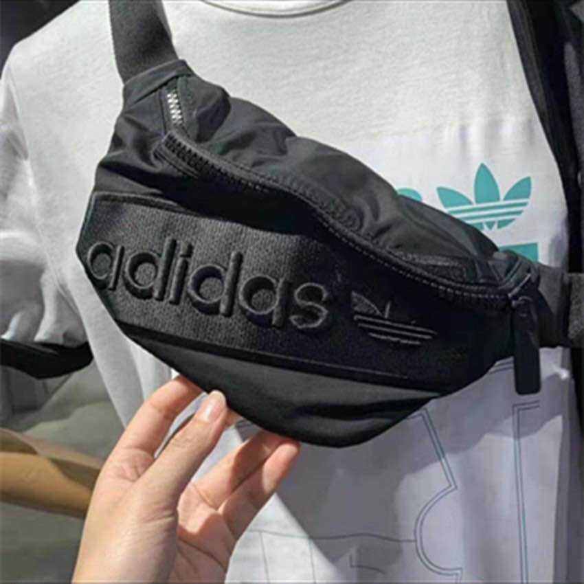 Túi bao tử đeo chéo adidas Funny Bum Bag hàng cao cấp, đựng đồ cá nhân gọn gàng, bóp ví, dây sạc, cực kì tiện lợi và gọn gàng.