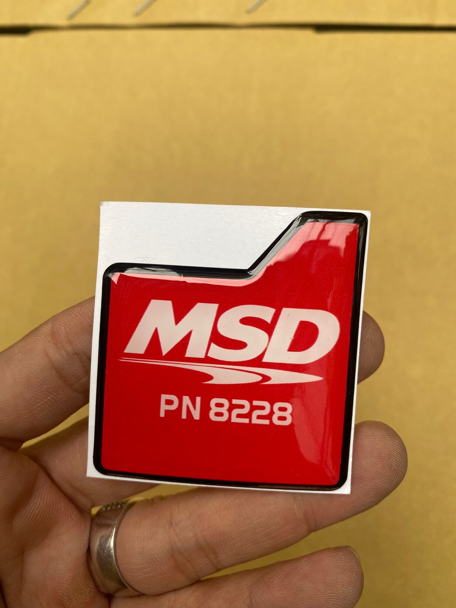 Tem Decal MSD Mobin Sườn Keo Chữ Nổi