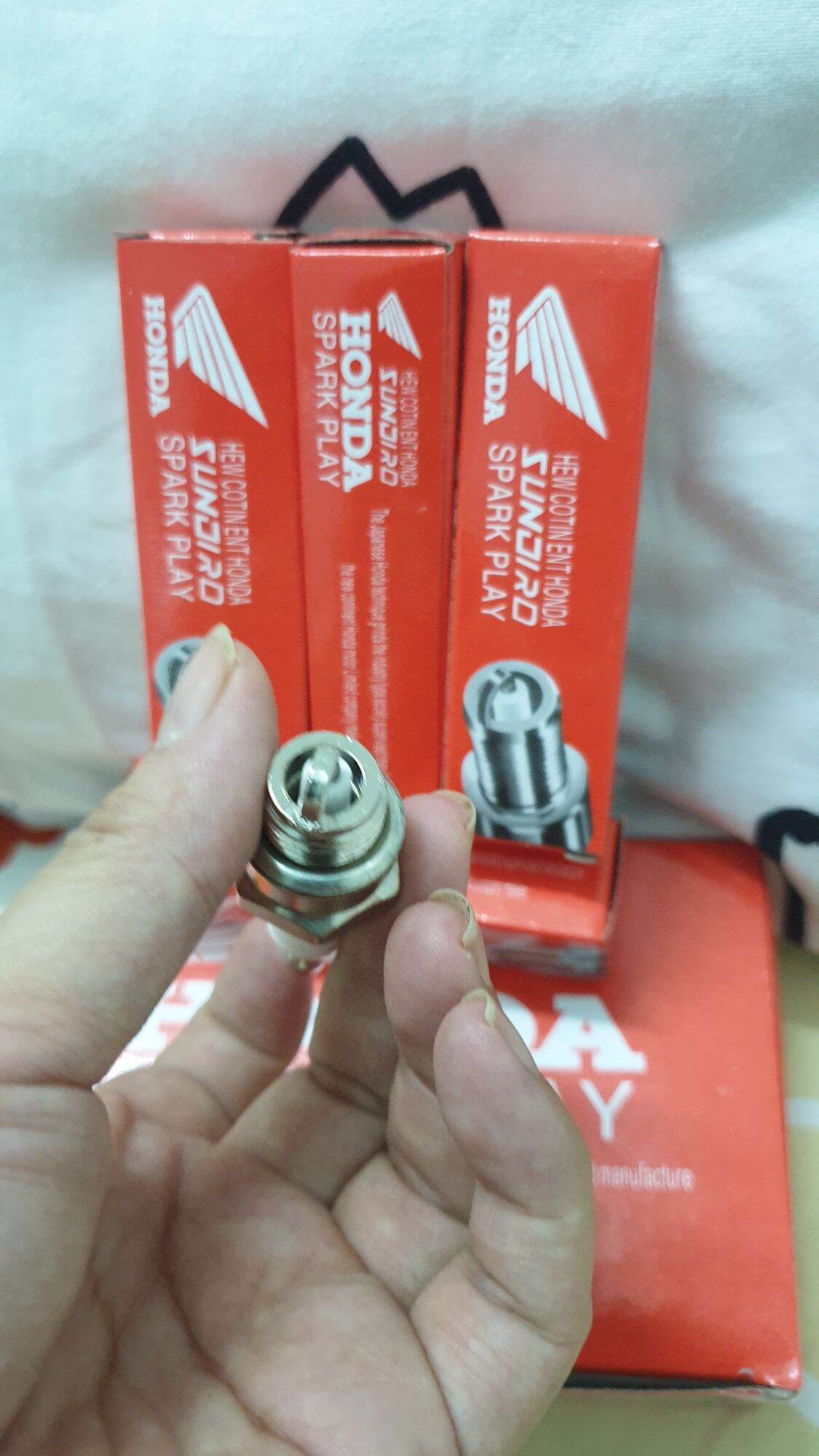 [HCM]Bugi máy cắt cỏ 2 thì ( đỏ)