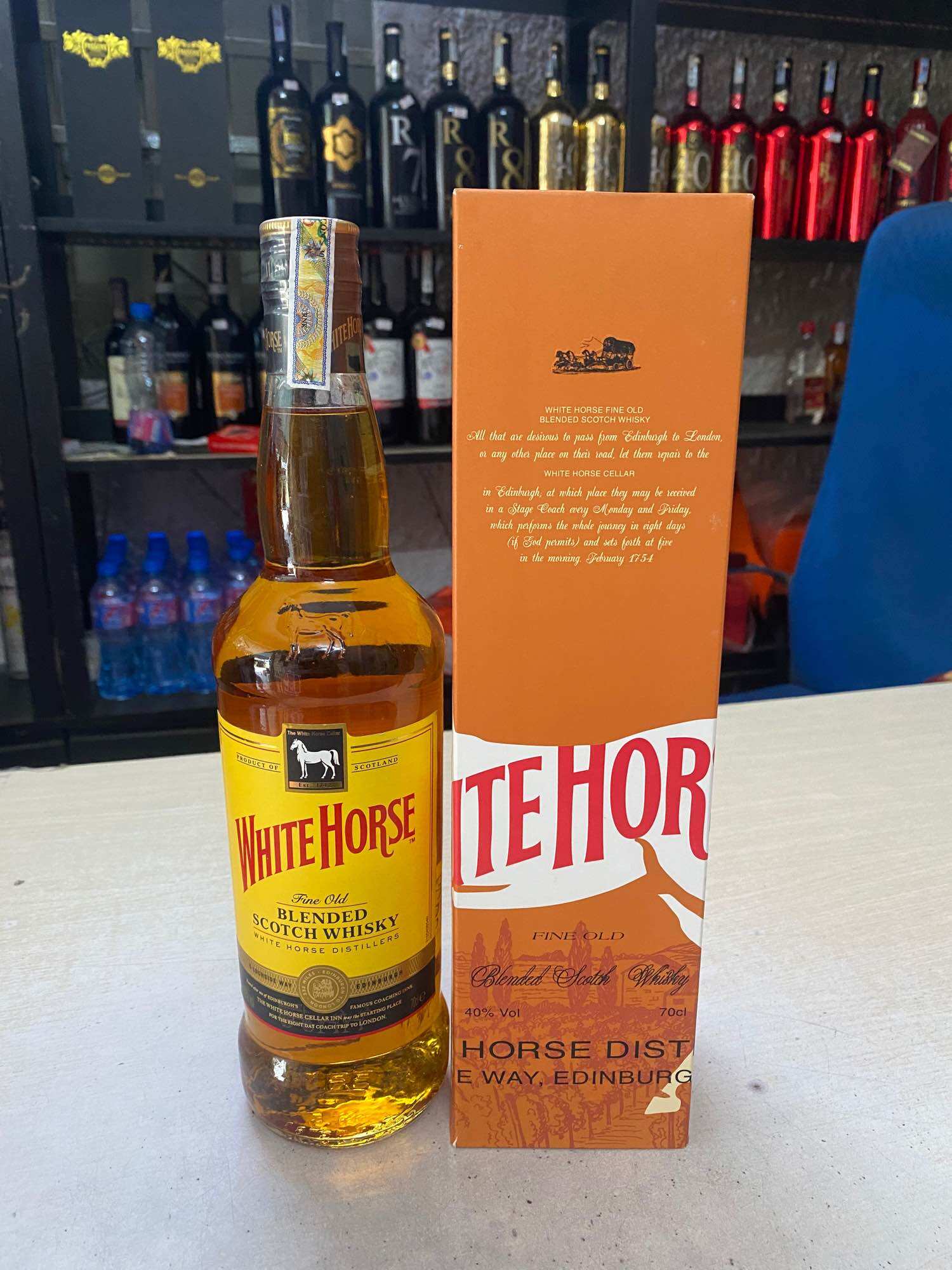 WHITE HORSE Blend Scotch Whisky 40% 700ml