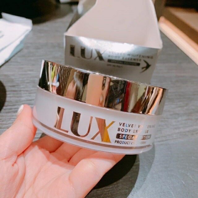 [HCM]Kem body LUX trắng da chống nắng - soHERs