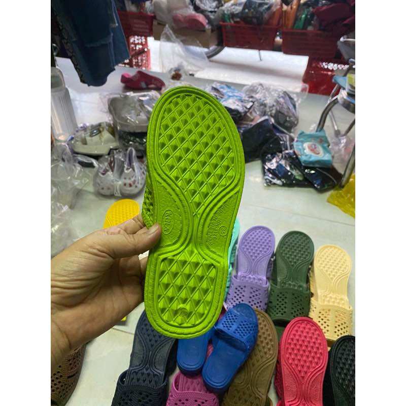 Dép tổ ông đủ màu mềm dẻo đủ size 35-43 dày vừa không mỏng hàng đẹp nha