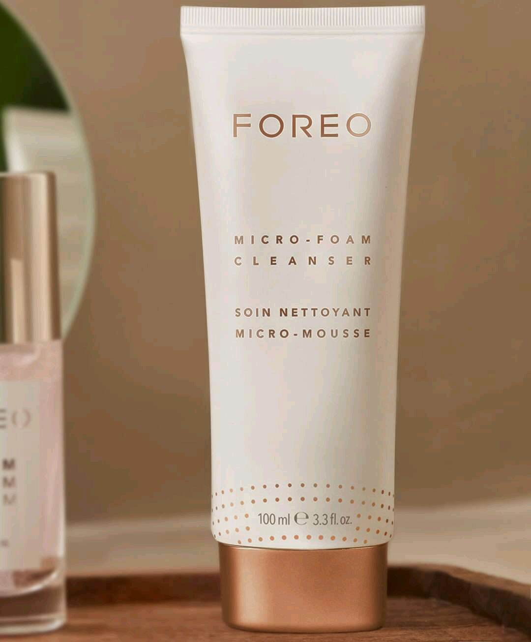 Sữa rửa mặt foreo micro foam cleanser