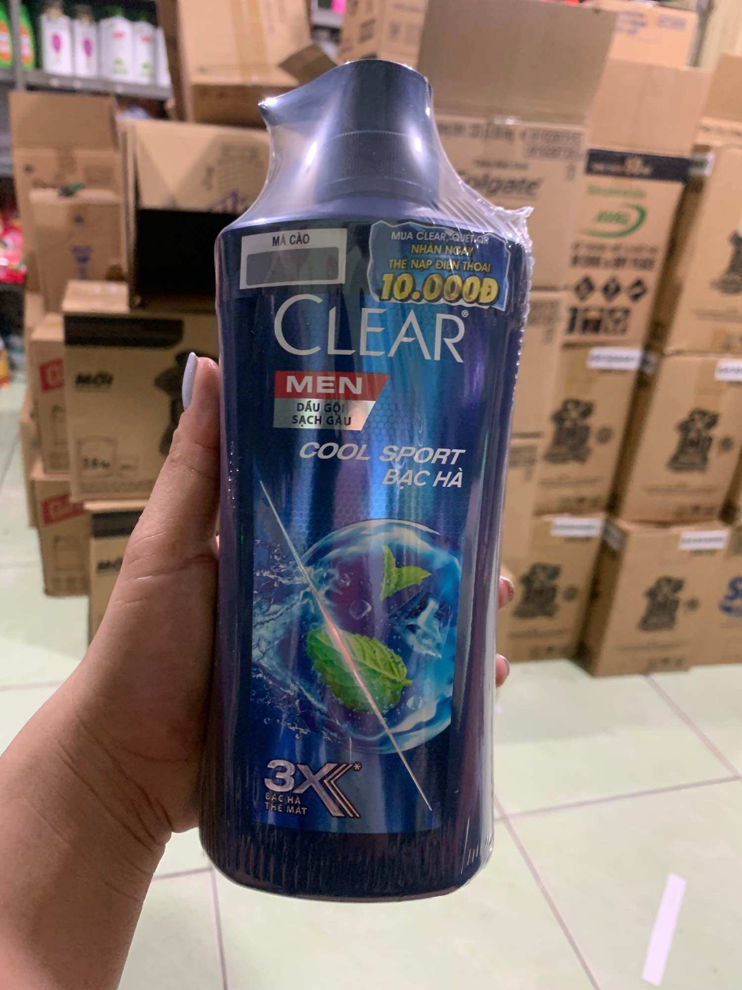 Dầu gội Clearmen bạc hà mát lạnh chai 640g