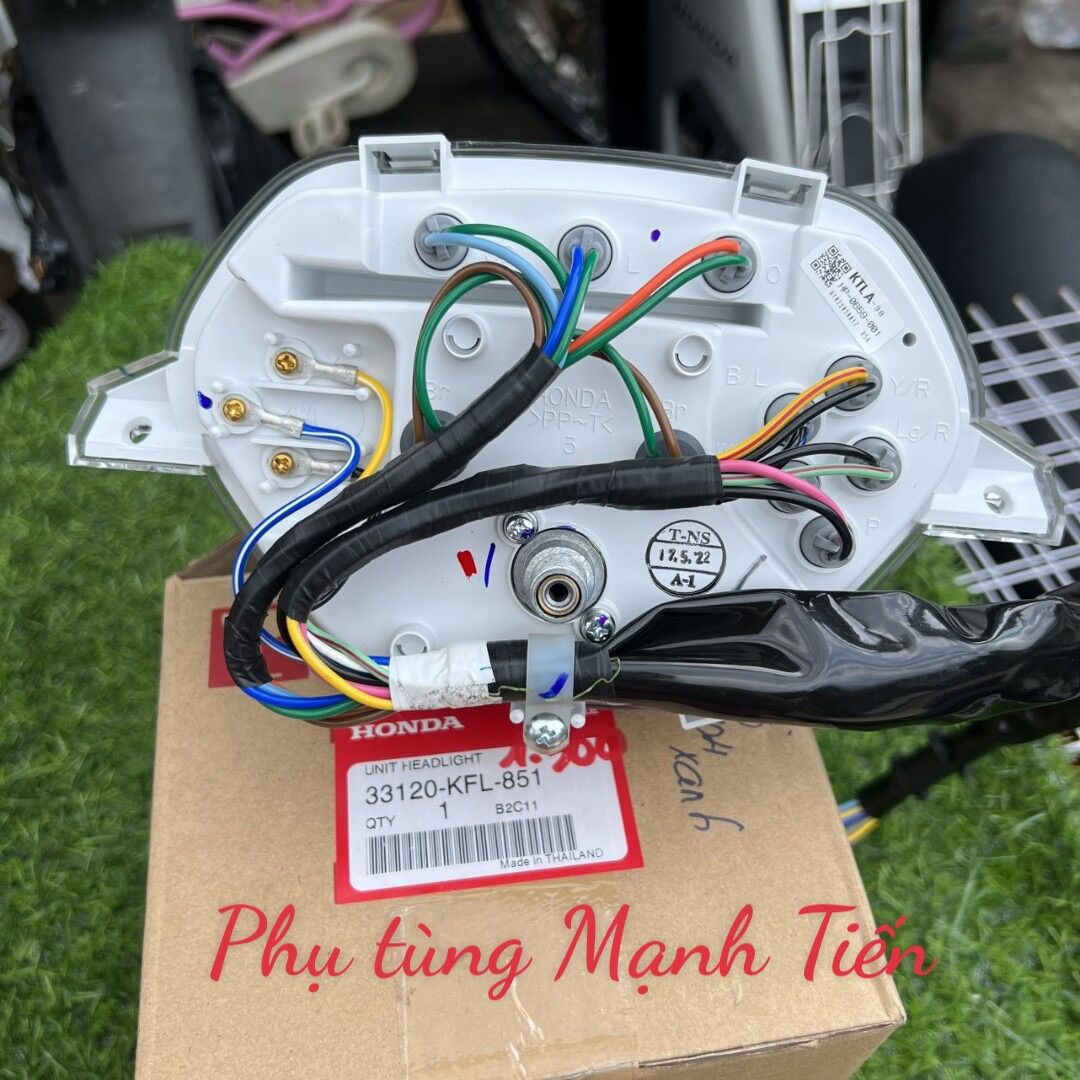 Đồng hồ Wave Thái 2004 mặt xanh (C2.6)
