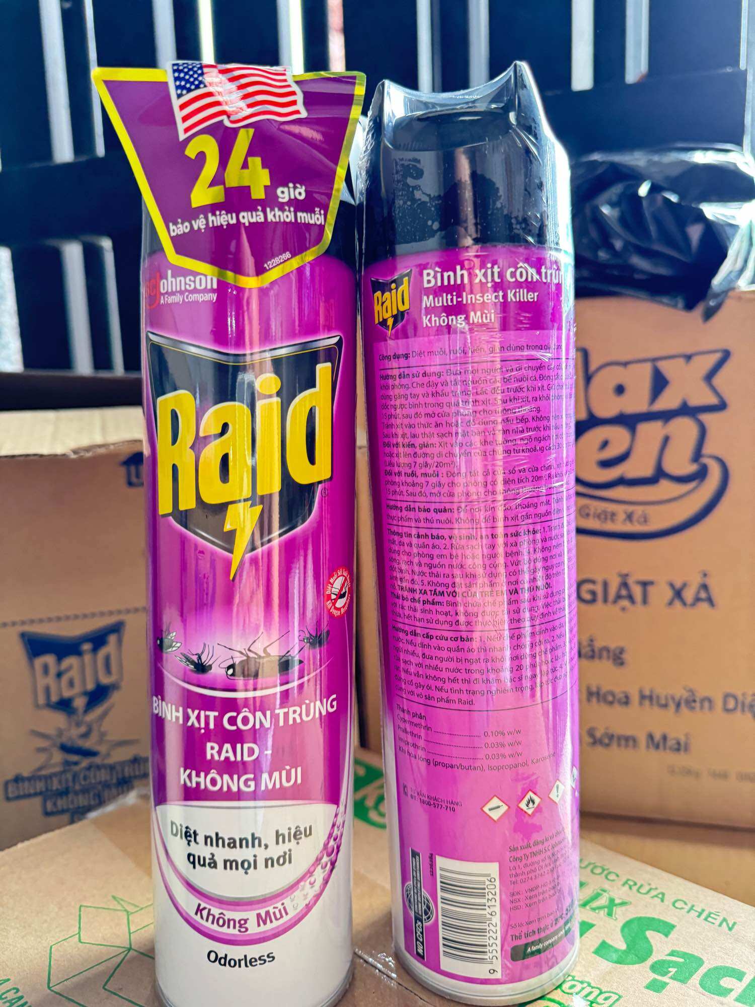 Bình xịt côn trùng Raid Không Mùi 520ml