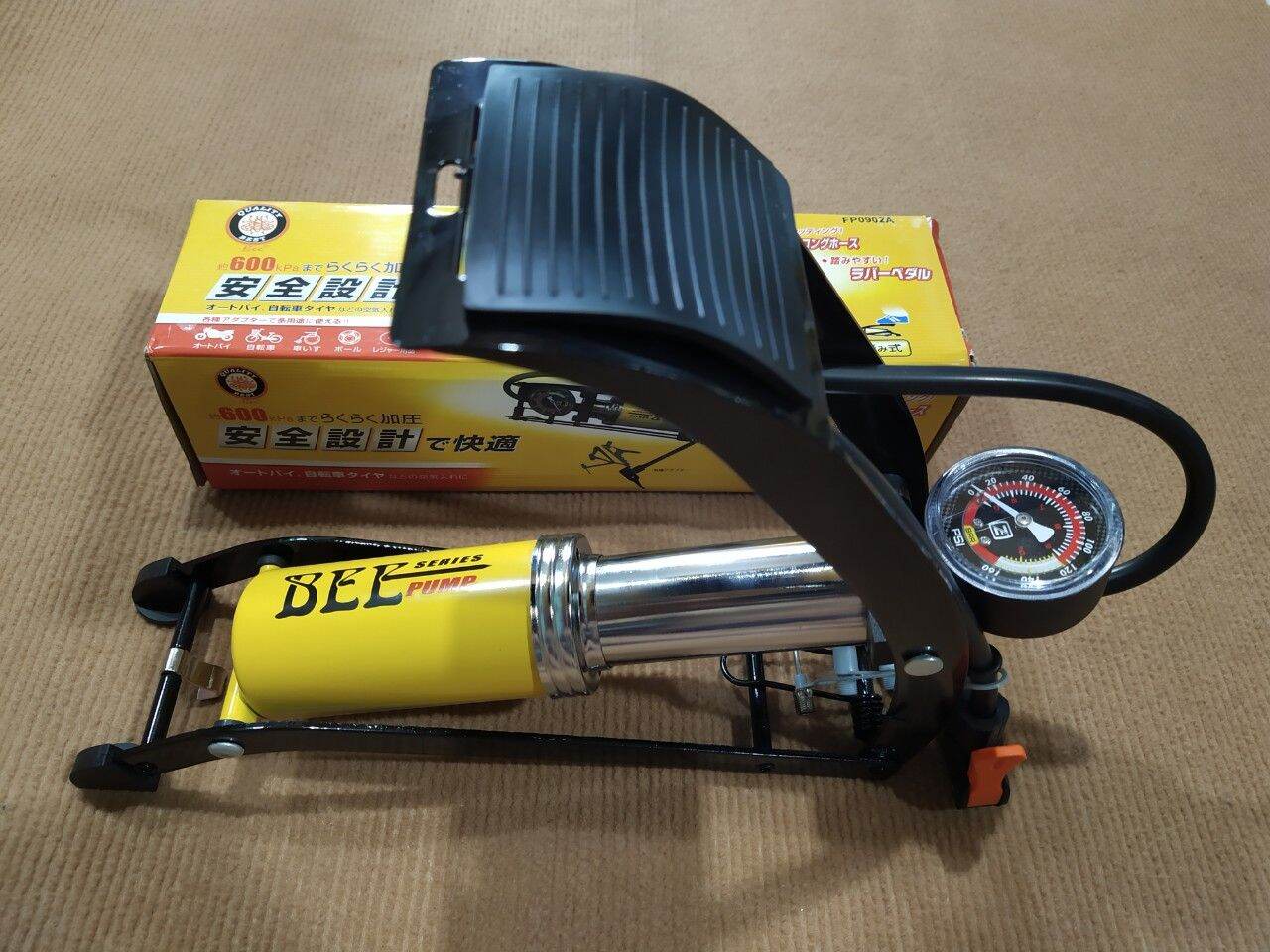 Bơm đạp chân 1 ống bee hoặc 2 ống nakawa japan